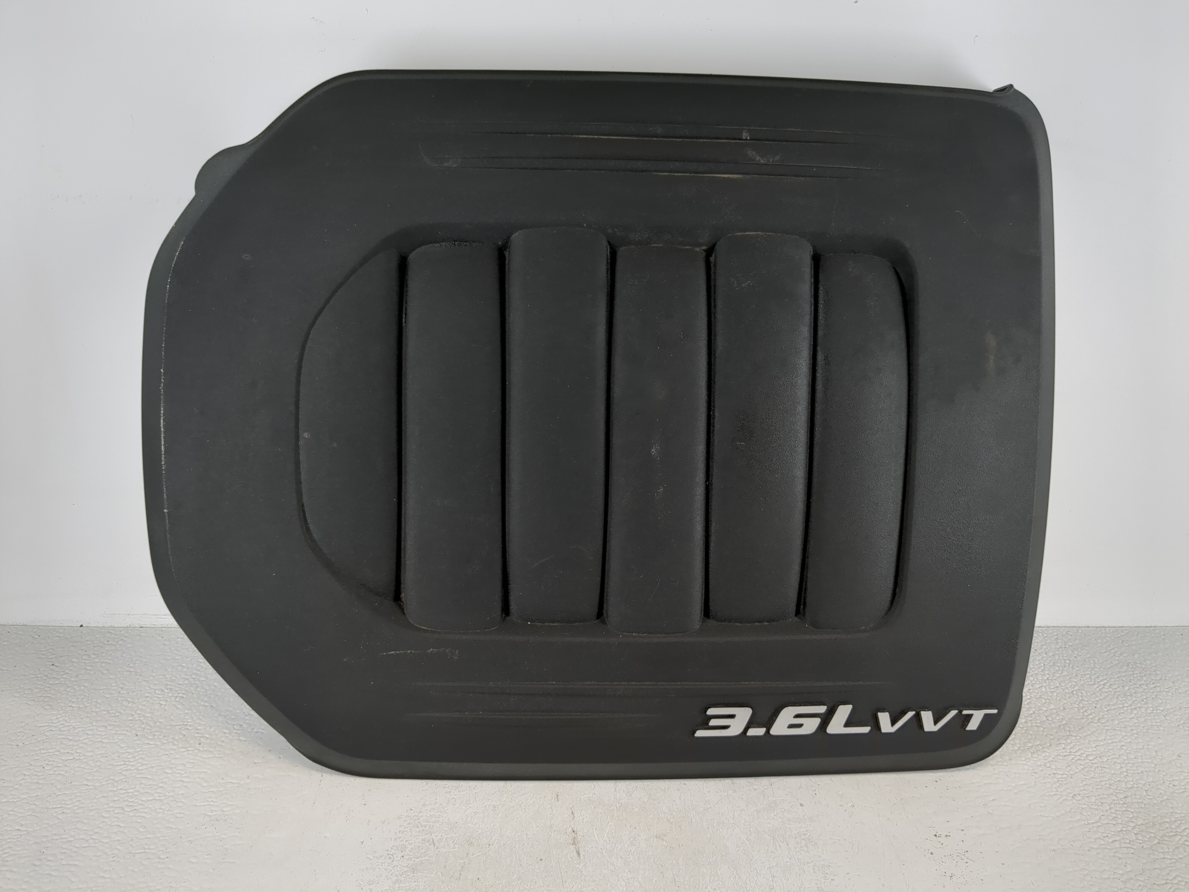 2016 Dodge Caravan Engine Cover 1122721 - Oemusedautoparts1.com
