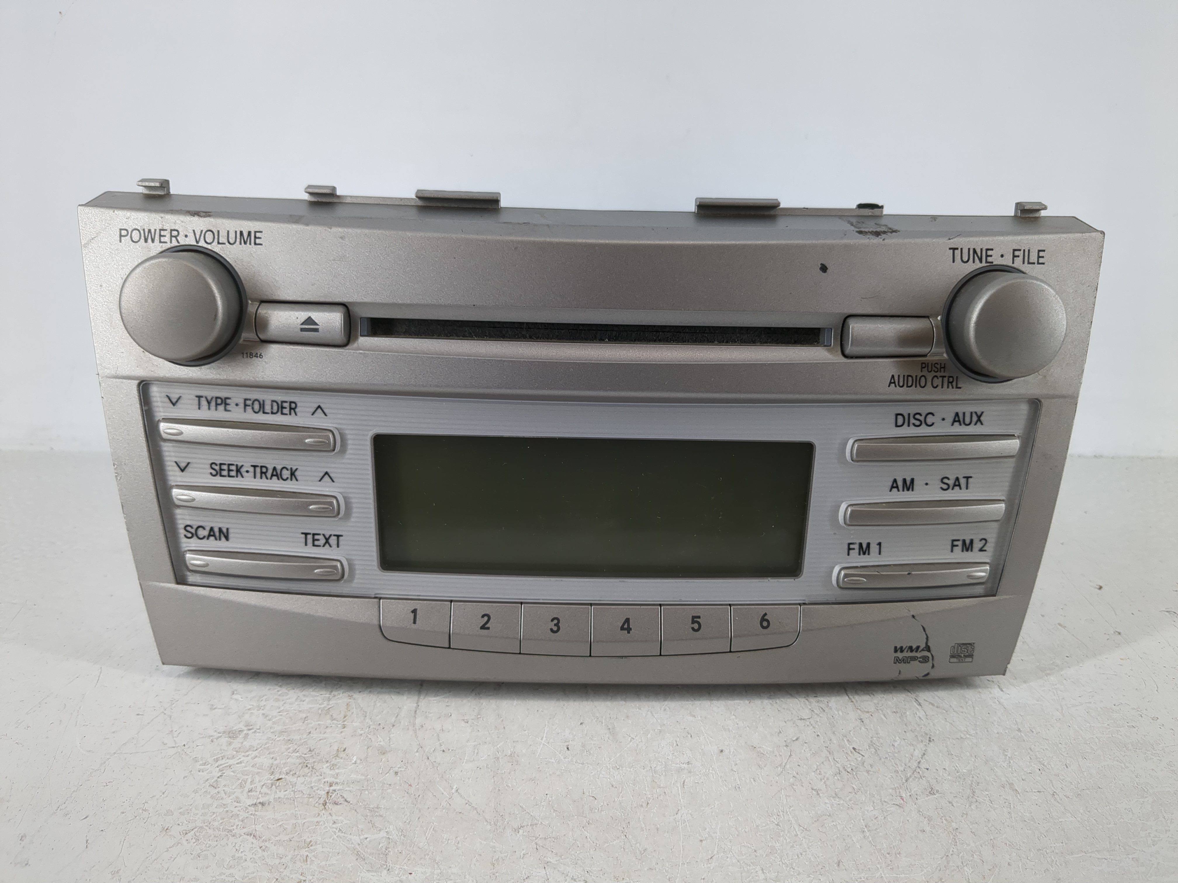 2010-2011 Toyota Camry Am Fm Cd Player Radio Receiver 1122738 - Oemusedautoparts1.com