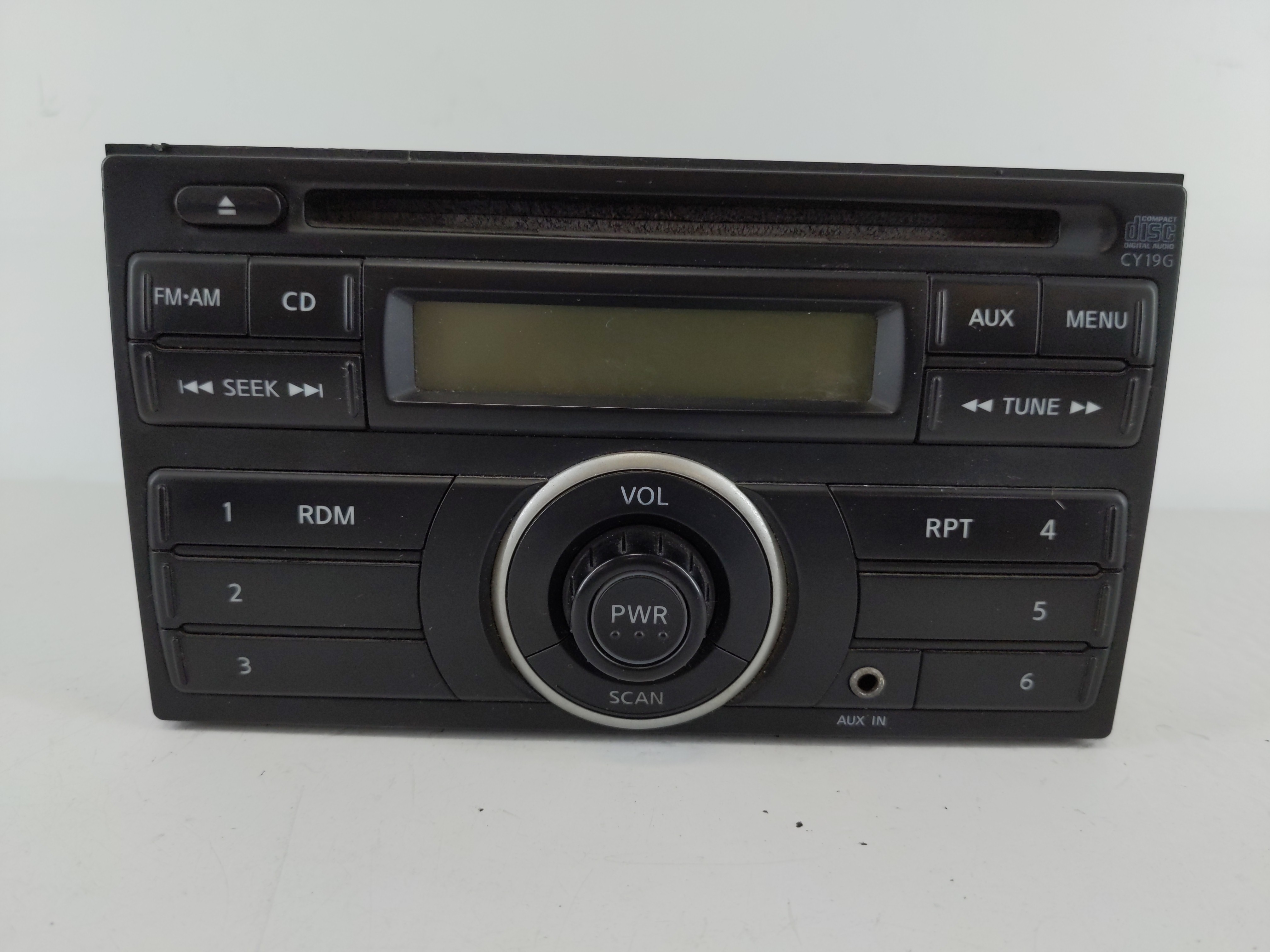 Picture of 2012-2014 Nissan Versa Am Fm Cd Player Radio Receiver 1122804