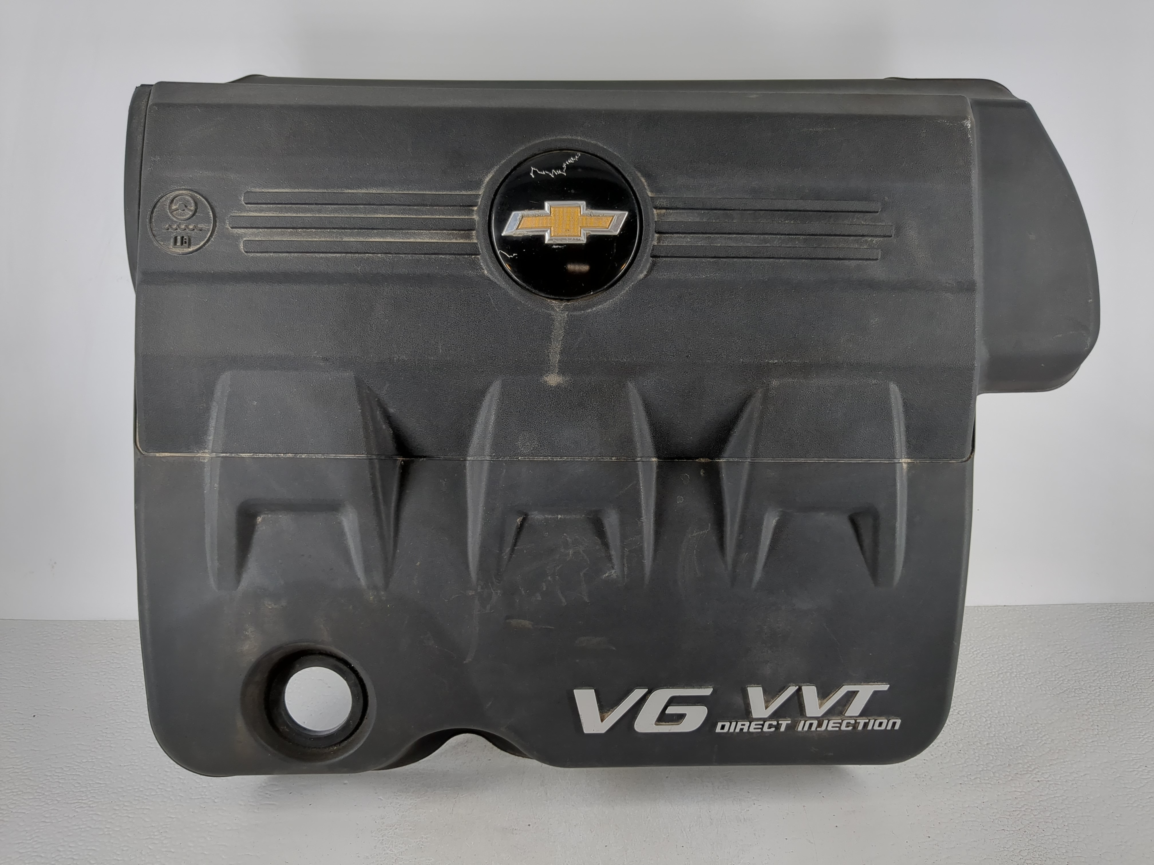 Picture of 2010 Chevrolet Equinox Engine Cover 1122822