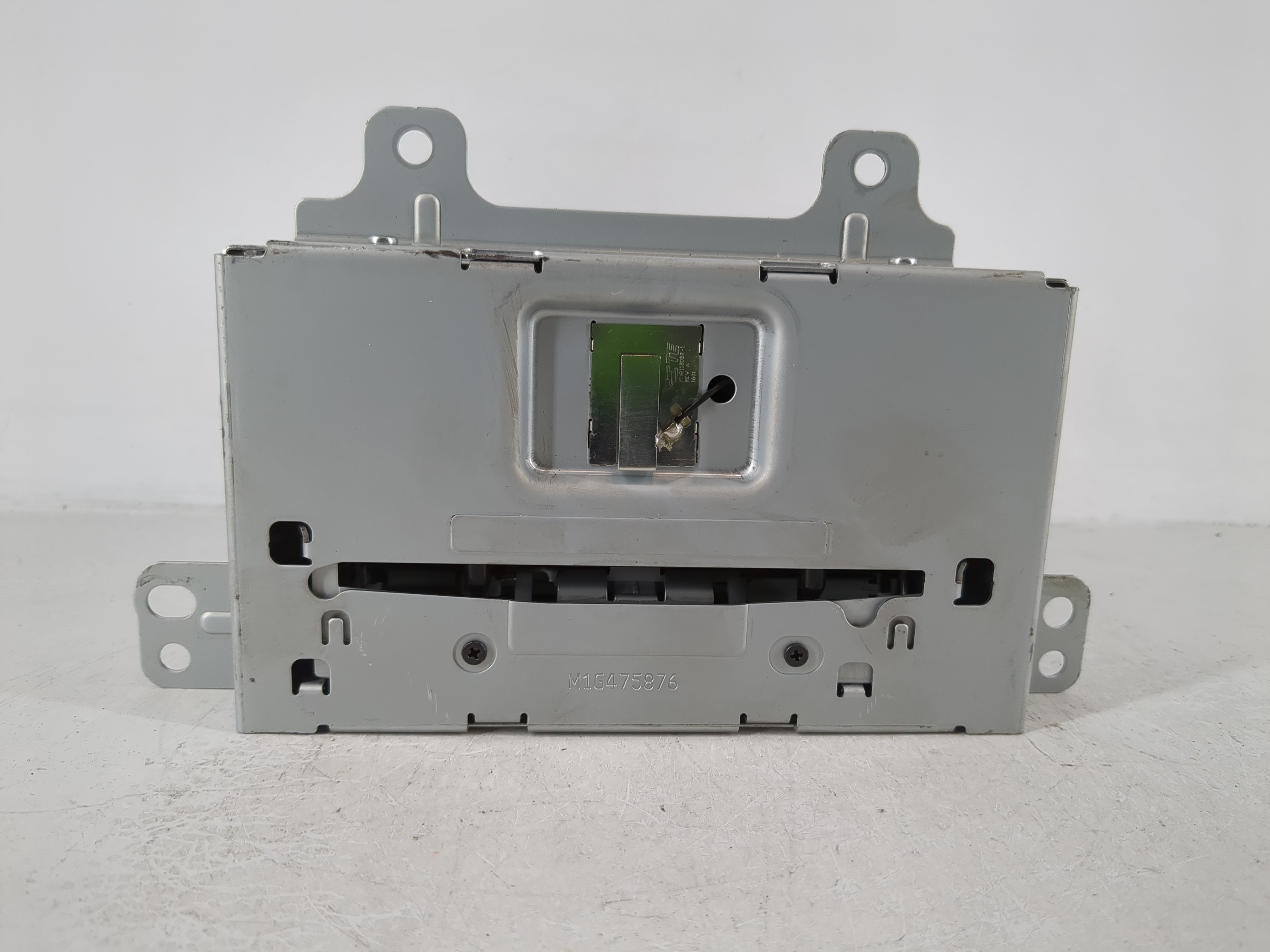 Picture of 2015-2016 Buick Encore Am Fm Cd Player Radio Receiver 1122858
