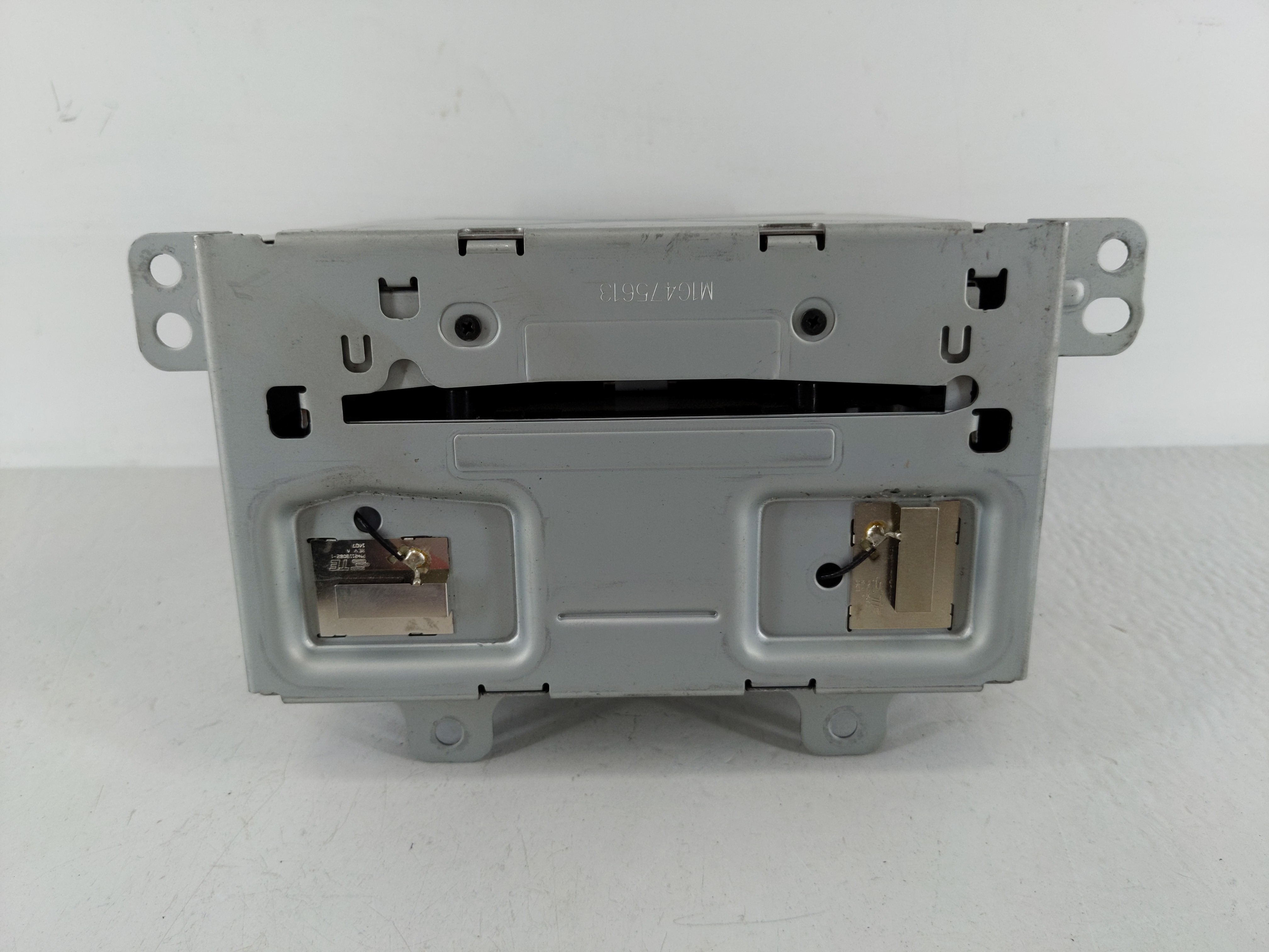 2015-2015 Chevrolet Equinox Am Fm Cd Player Radio Receiver 1123301 - Oemusedautoparts1.com