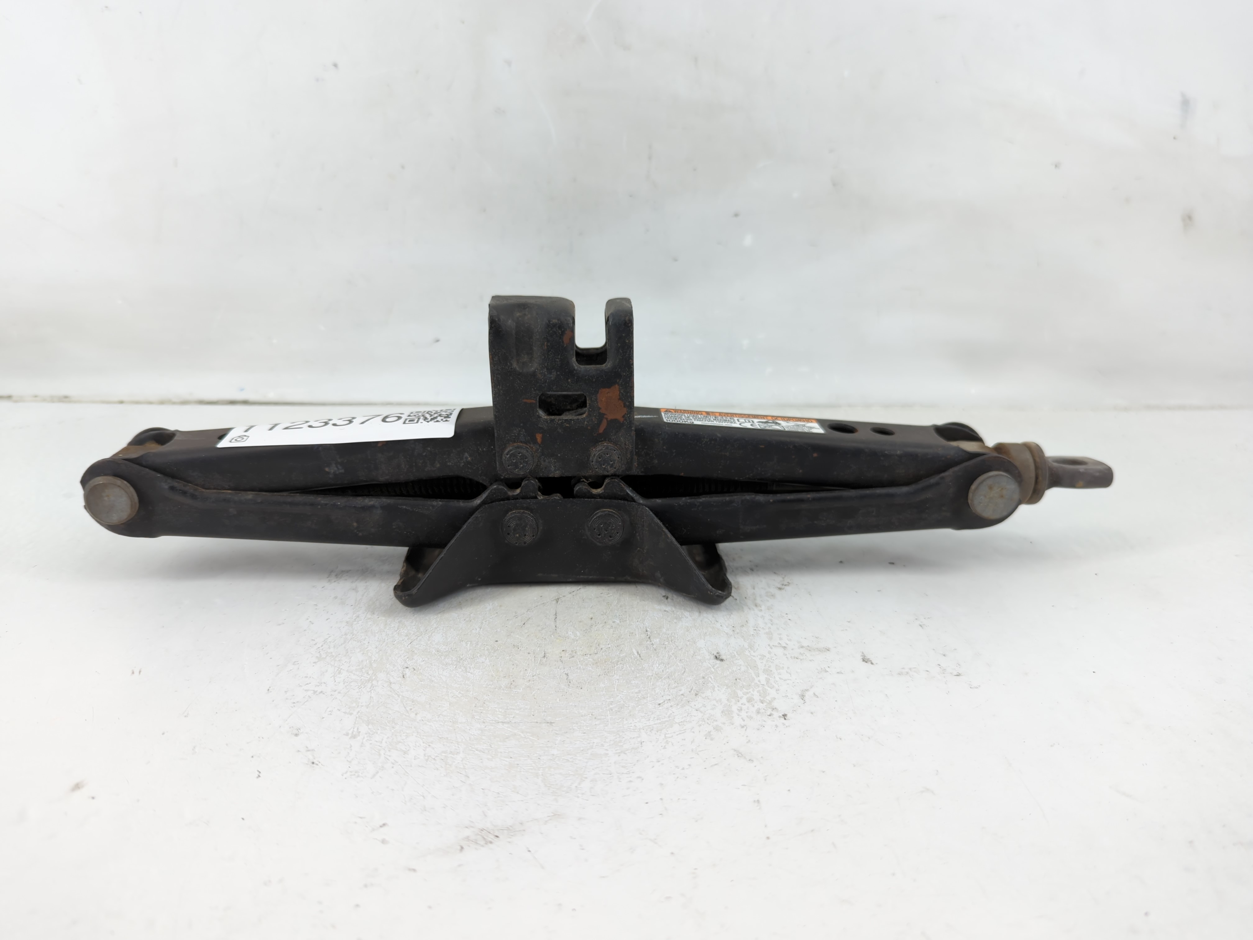 2016 Toyota Corolla Spare Scissor Car Jack 1123376 - Oemusedautoparts1.com