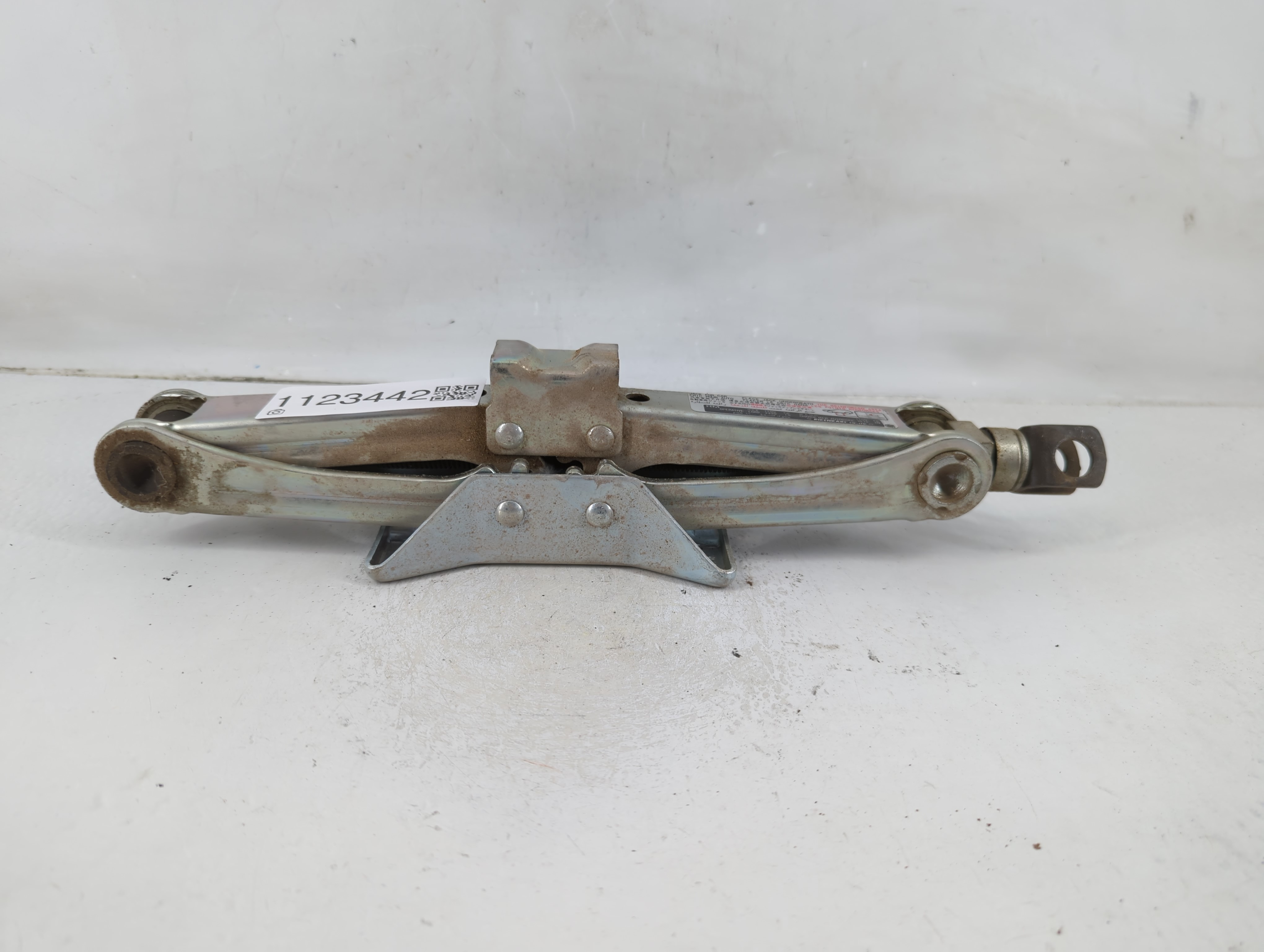 2013 Honda Accord Spare Scissor Car Jack 1123442 - Oemusedautoparts1.com