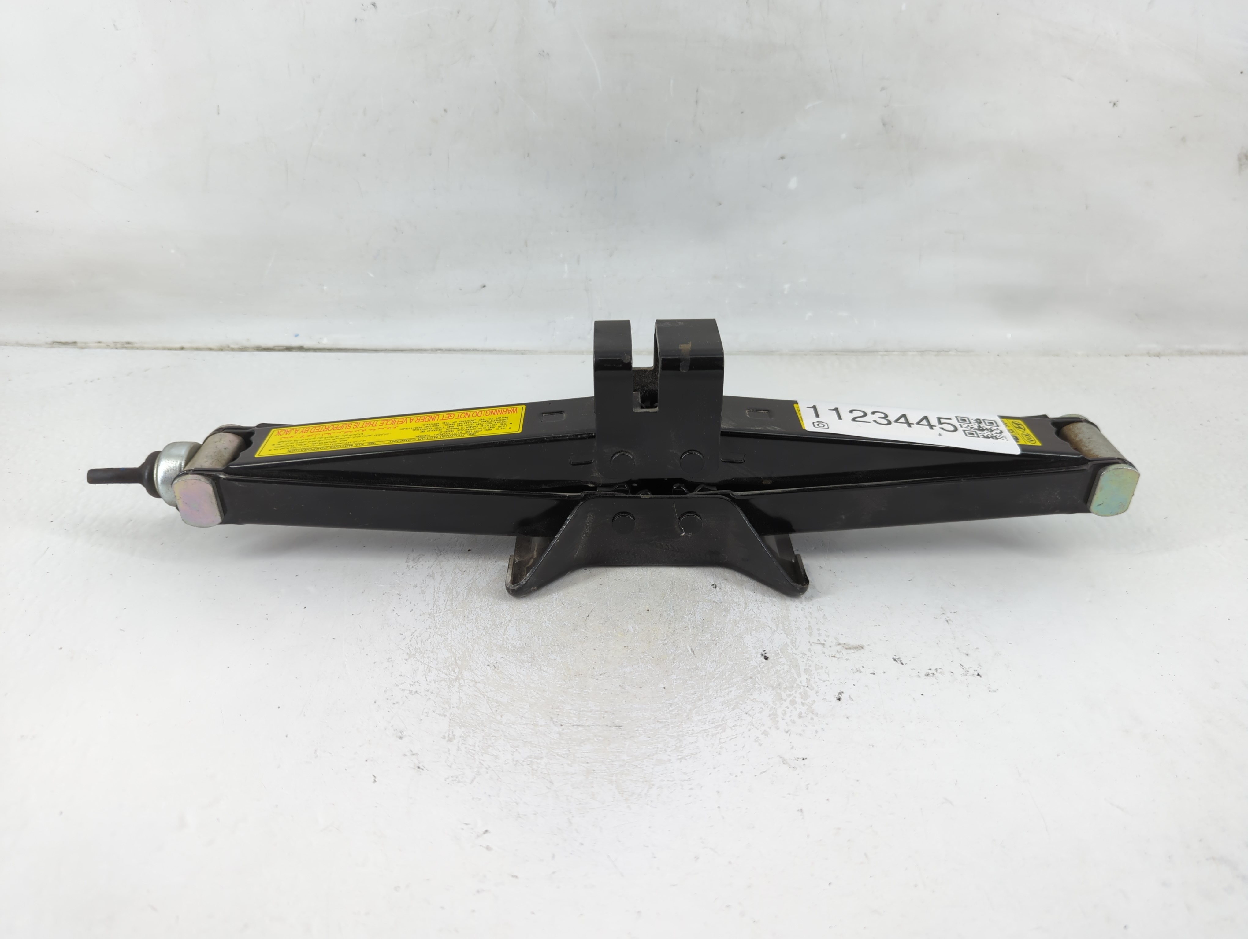Picture of 2017 Hyundai Tucson Spare Scissor Car Jack 1123445
