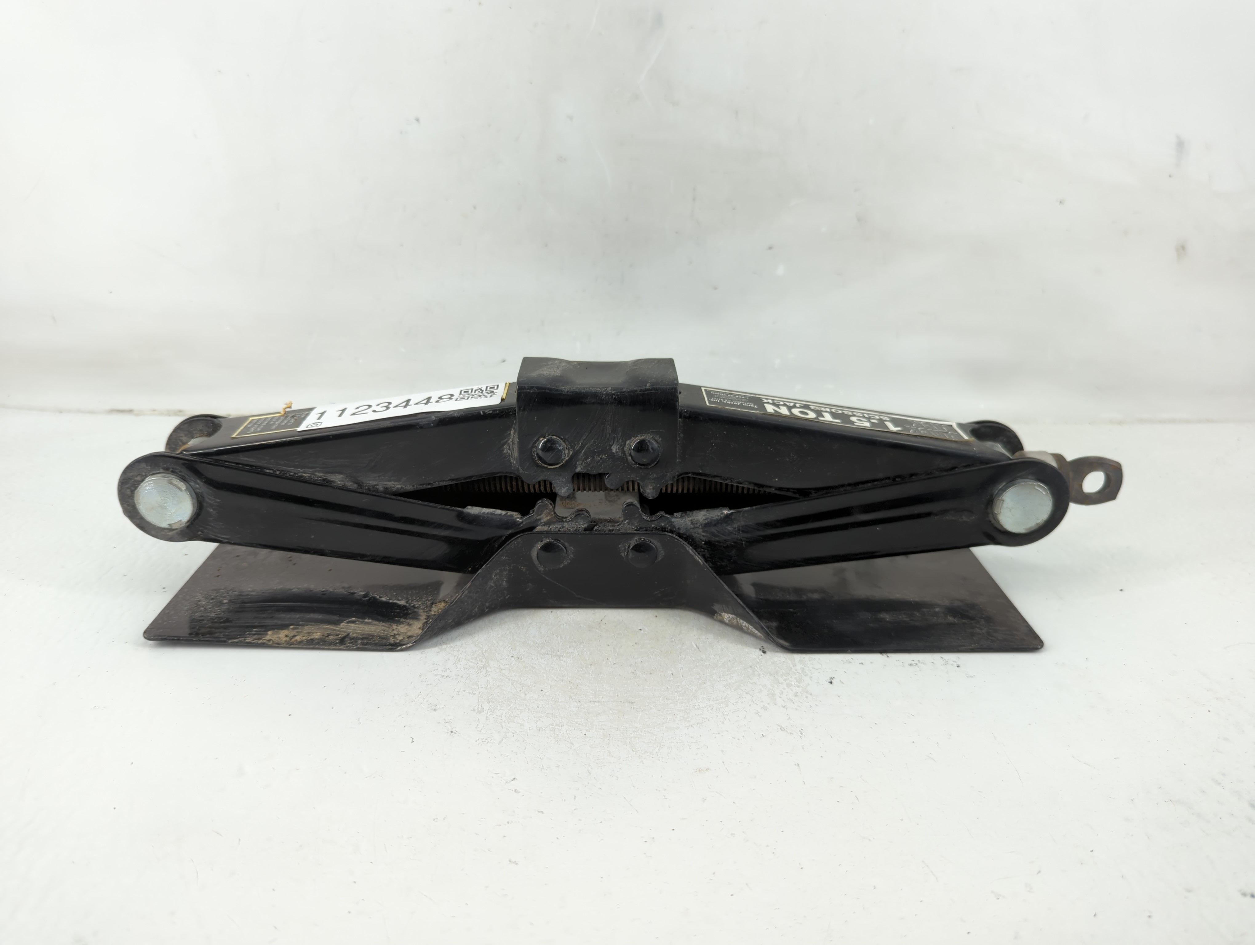 2011 Ford Taurus Spare Scissor Car Jack 1123448 - Oemusedautoparts1.com