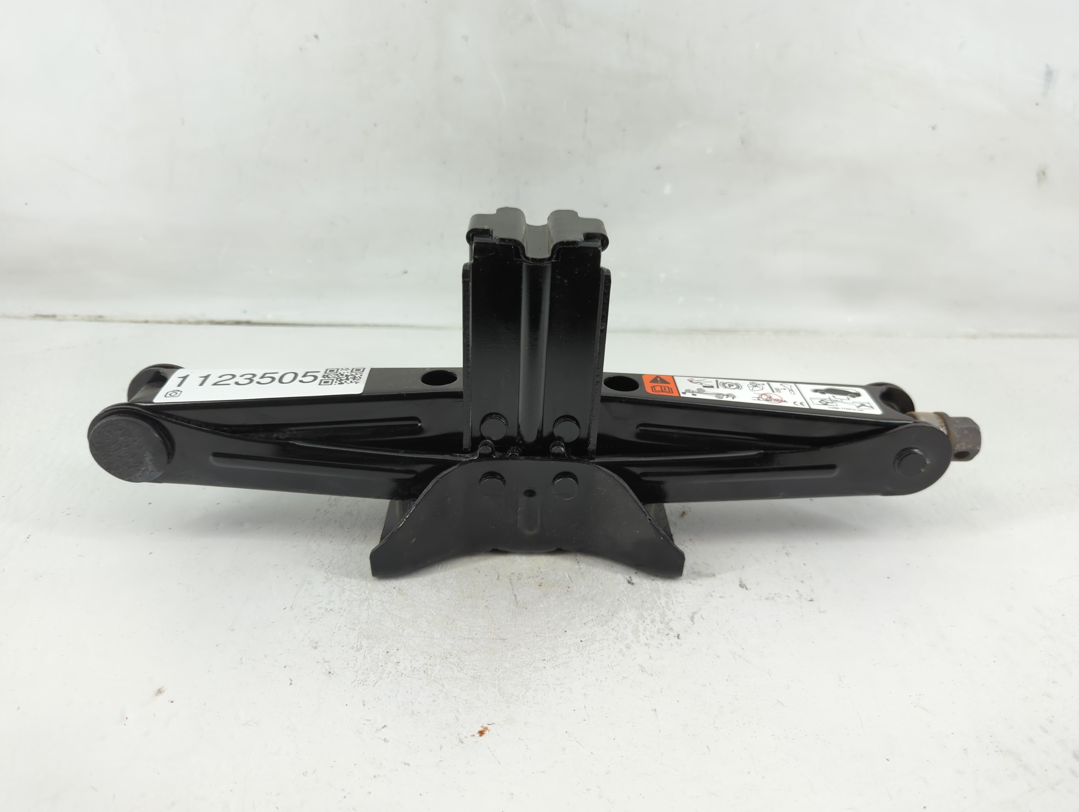 2017 Ford Escape Spare Scissor Car Jack 1123505 - Oemusedautoparts1.com