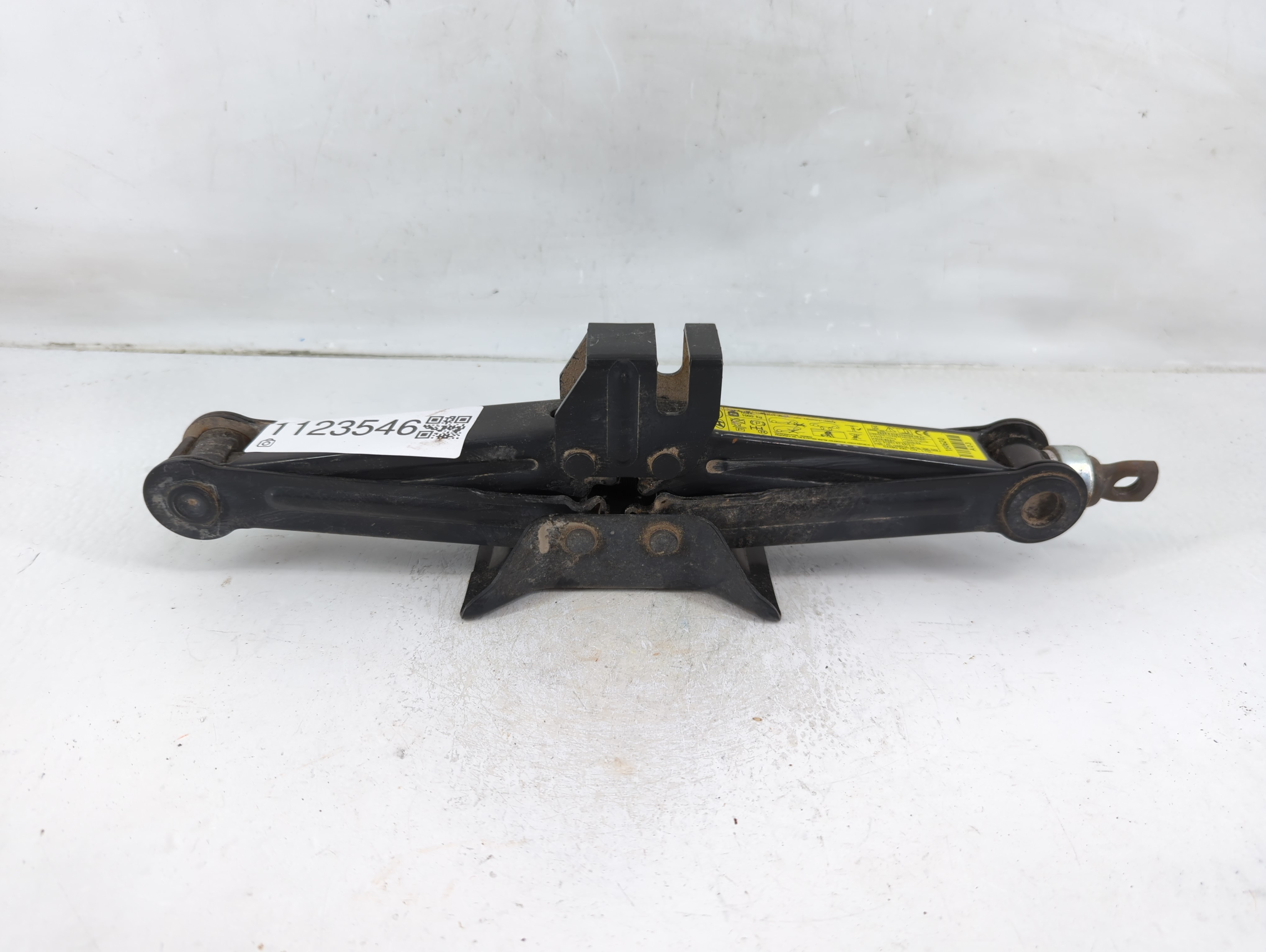 Picture of 2016 Hyundai Sonata Spare Scissor Car Jack 1123546