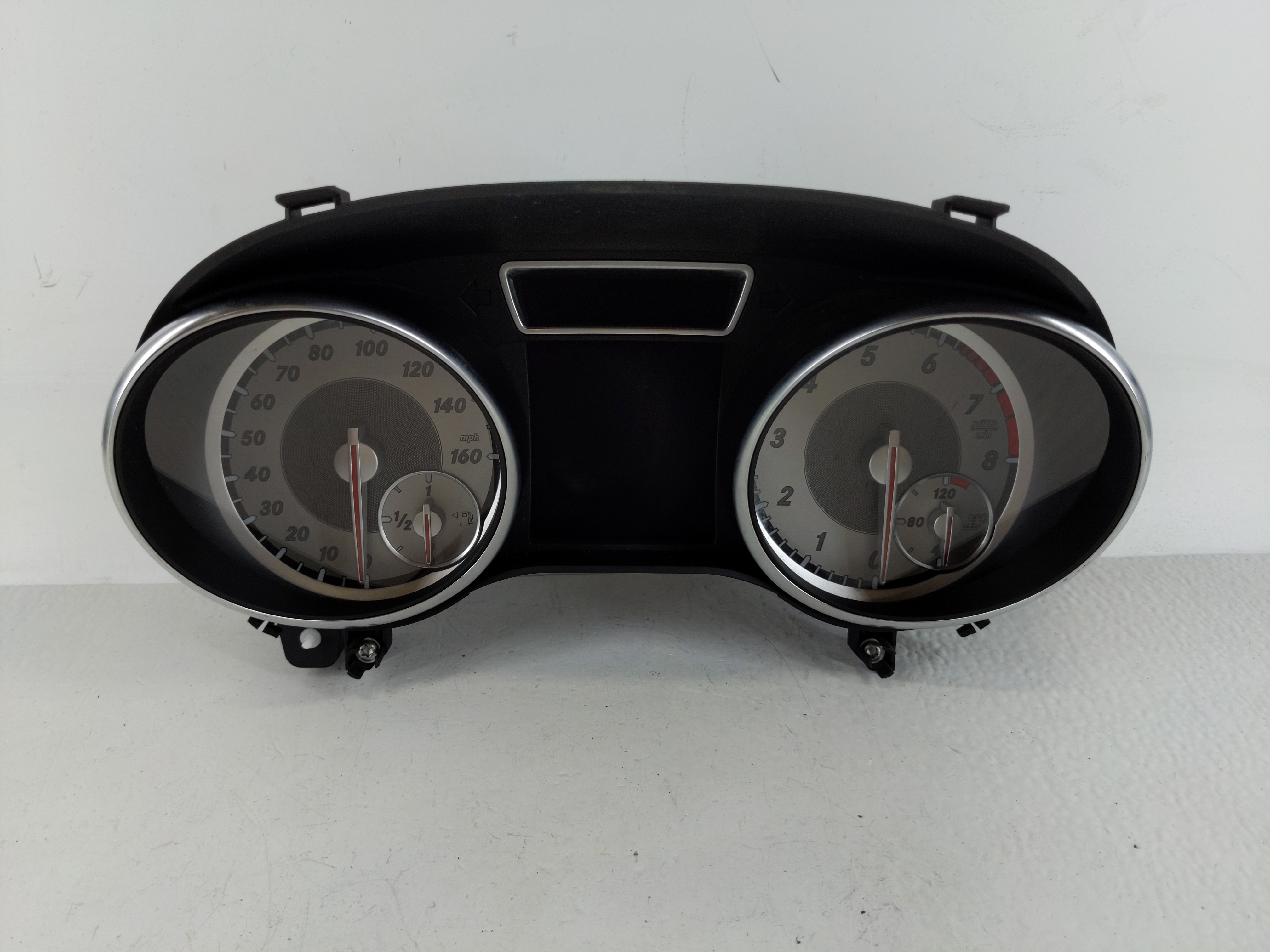 2016-2016 Mercedes-benz Cla250 Speedometer Instrument Cluster Gauges 1123622 - Oemusedautoparts1.com