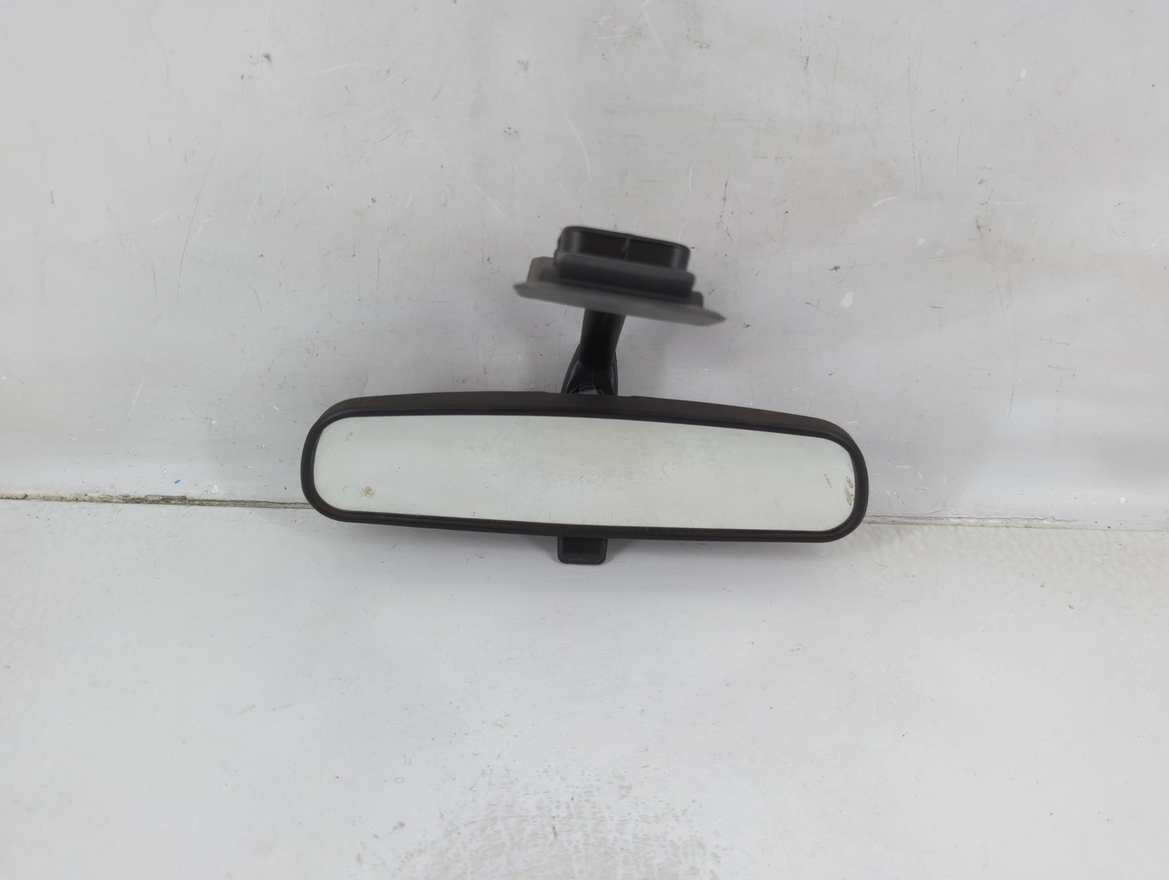 2005 Ford Mustang Interior Rear View Mirror Oem 1123652 - Oemusedautoparts1.com