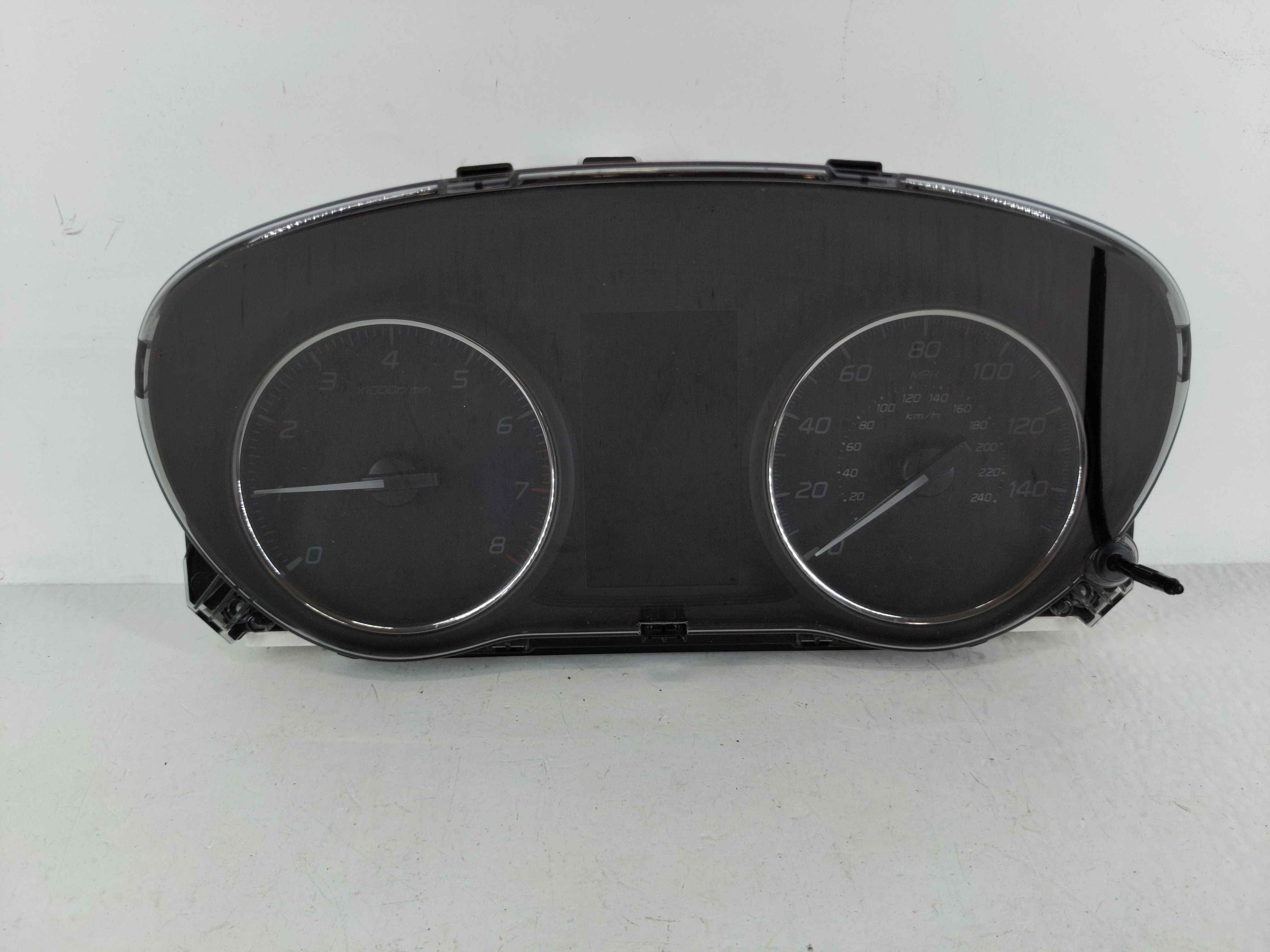 2016-2016 Mitsubishi Outlander Speedometer Instrument Cluster Gauges 1123669 - Oemusedautoparts1.com