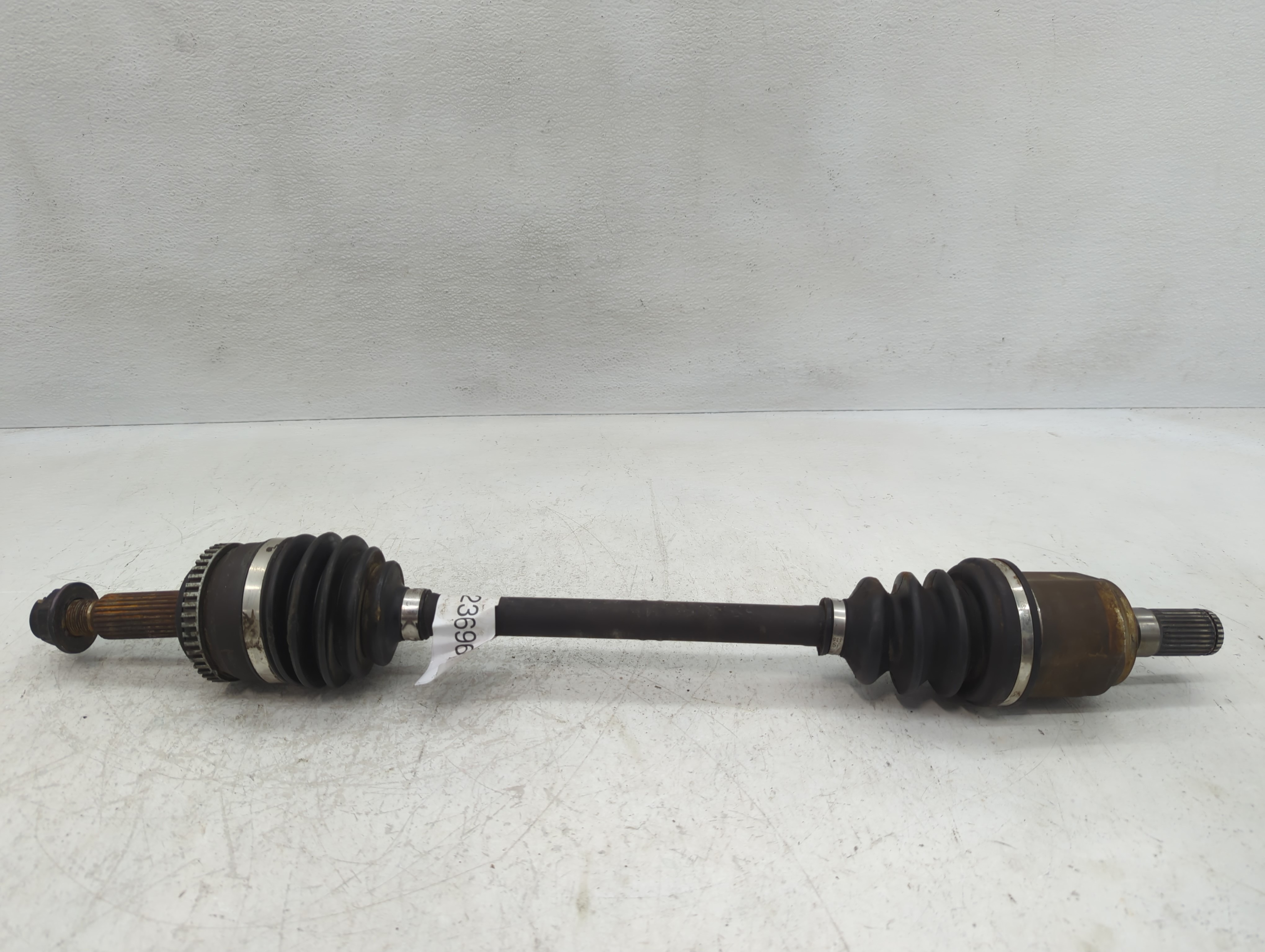 2011-2016 Hyundai Elantra Axle Shaft Front Driver Cv C/v 1123696 - Oemusedautoparts1.com