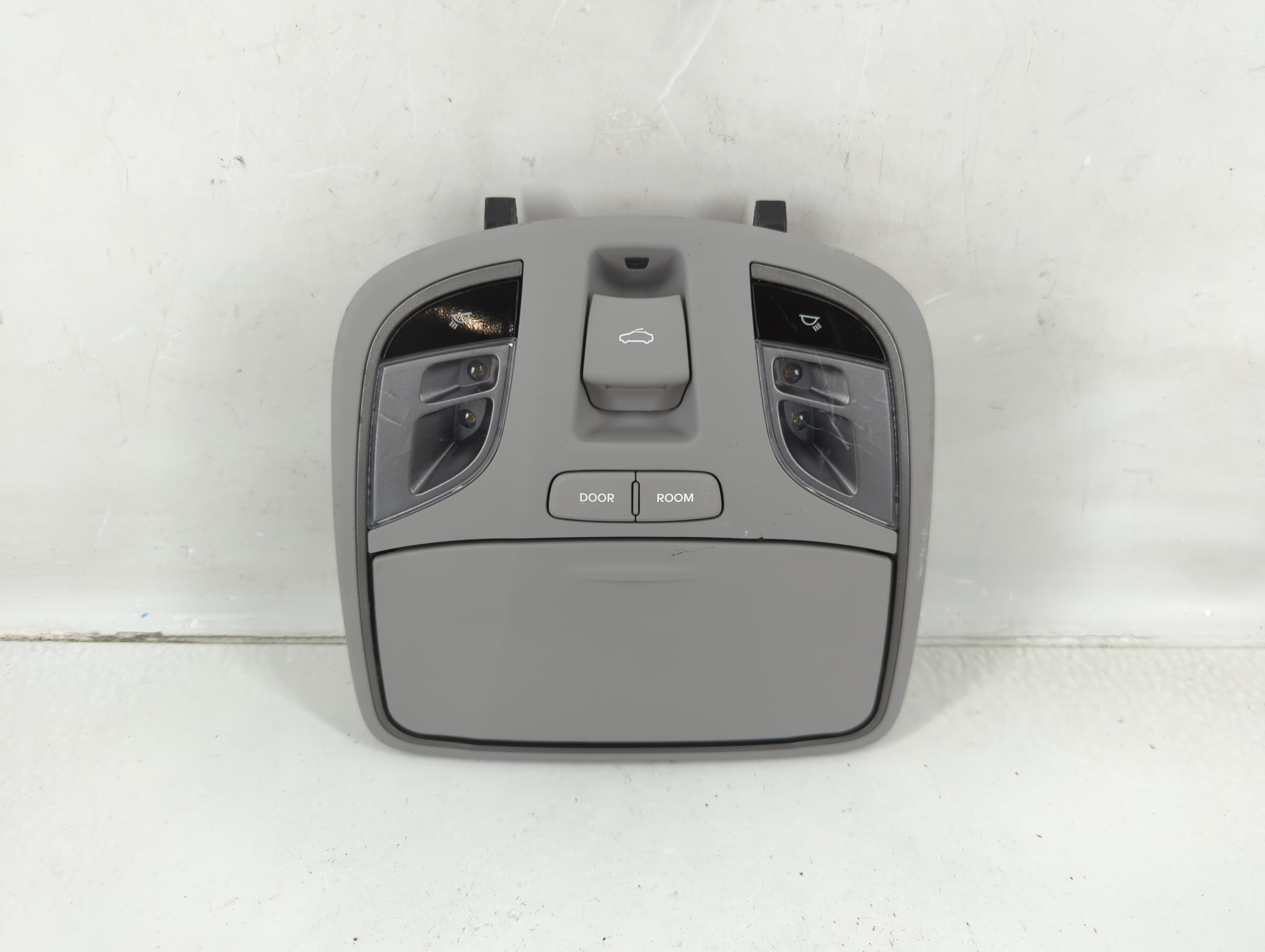2015 Hyundai Sonata Overhead Roof Console 1123831 - Oemusedautoparts1.com