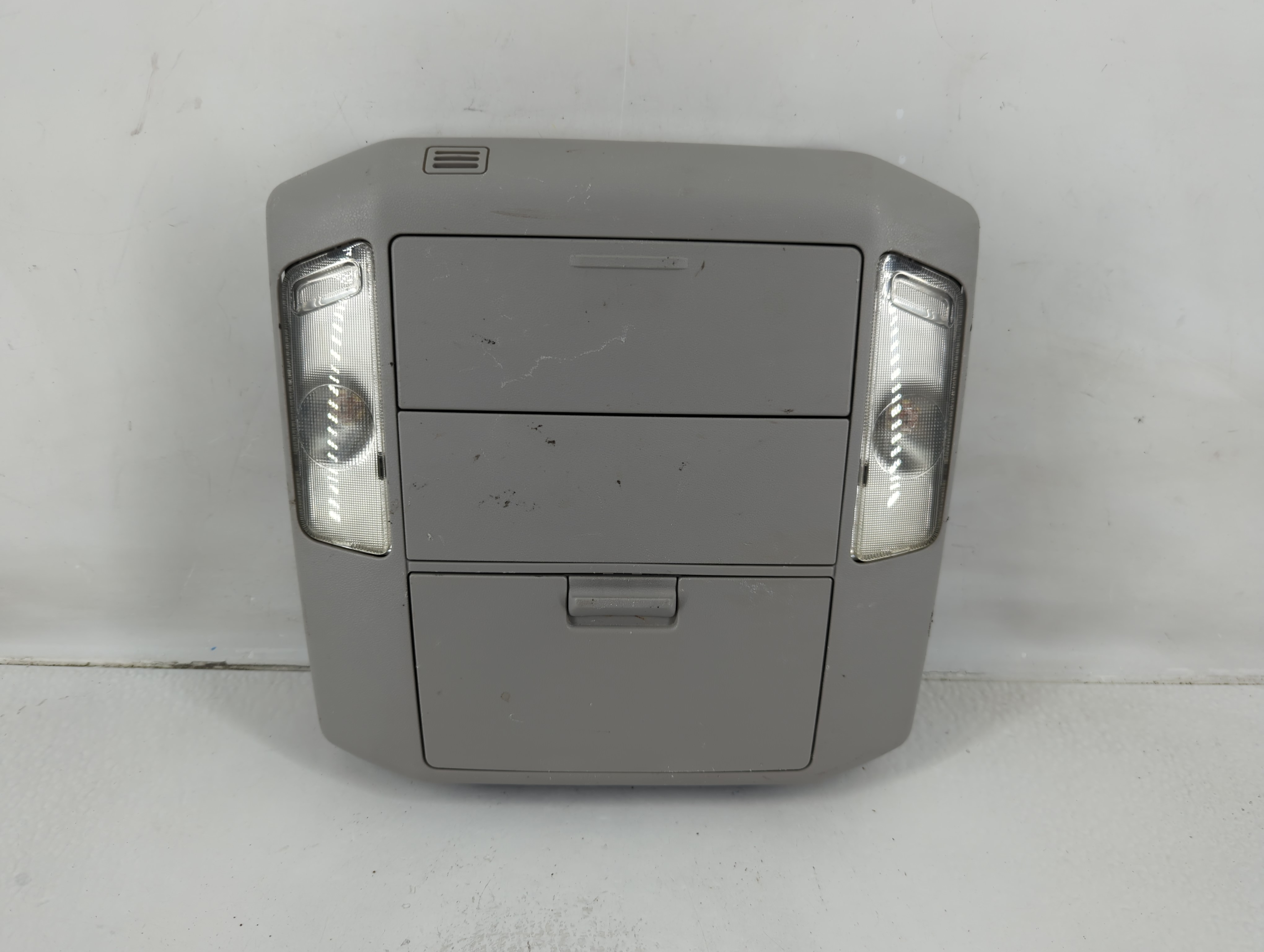2011 Toyota Tundra Overhead Roof Console 1123832 - Oemusedautoparts1.com
