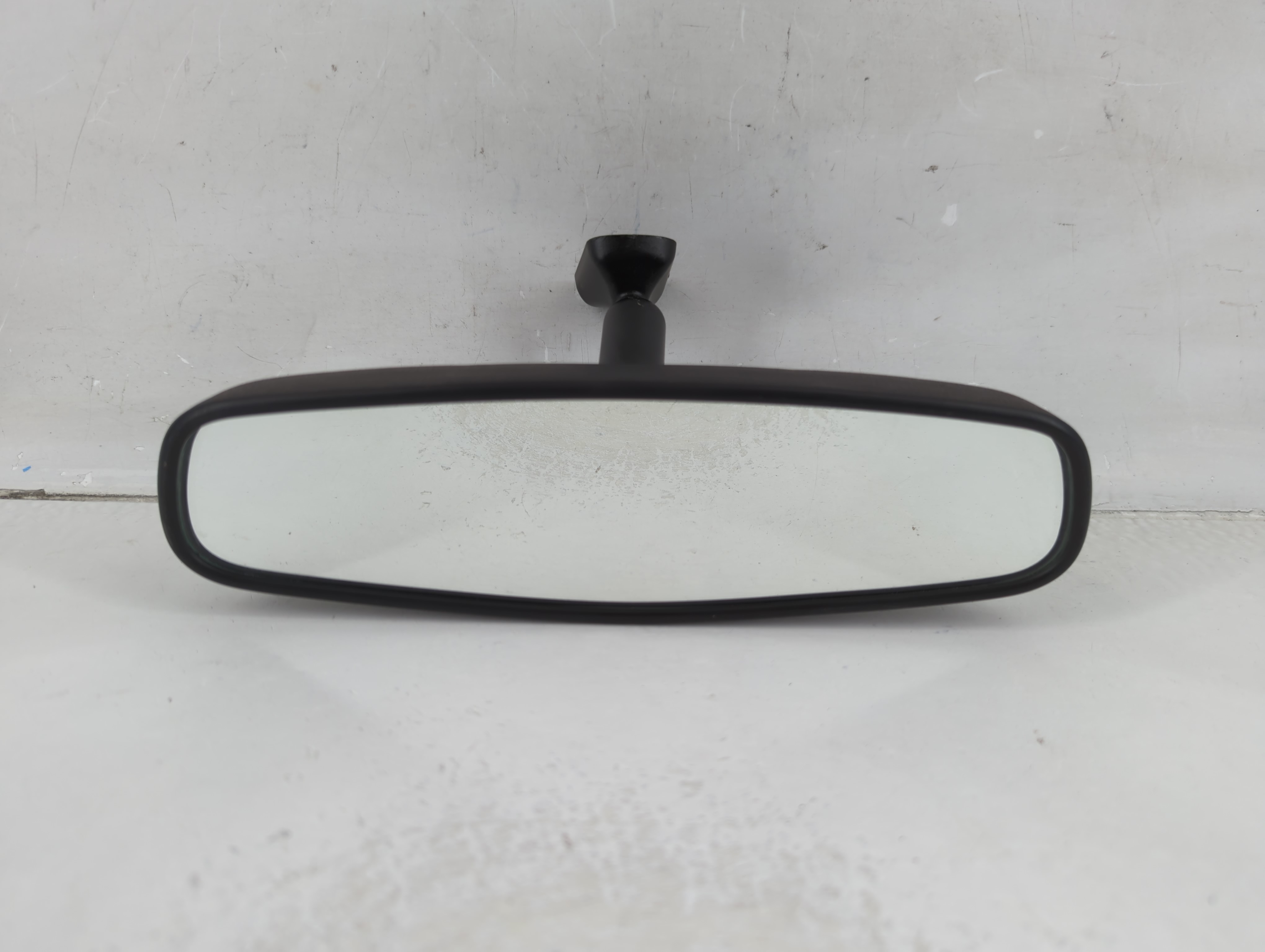 2018-2022 Chevrolet Traverse Interior Rear View Mirror Oem 1123958 - Oemusedautoparts1.com