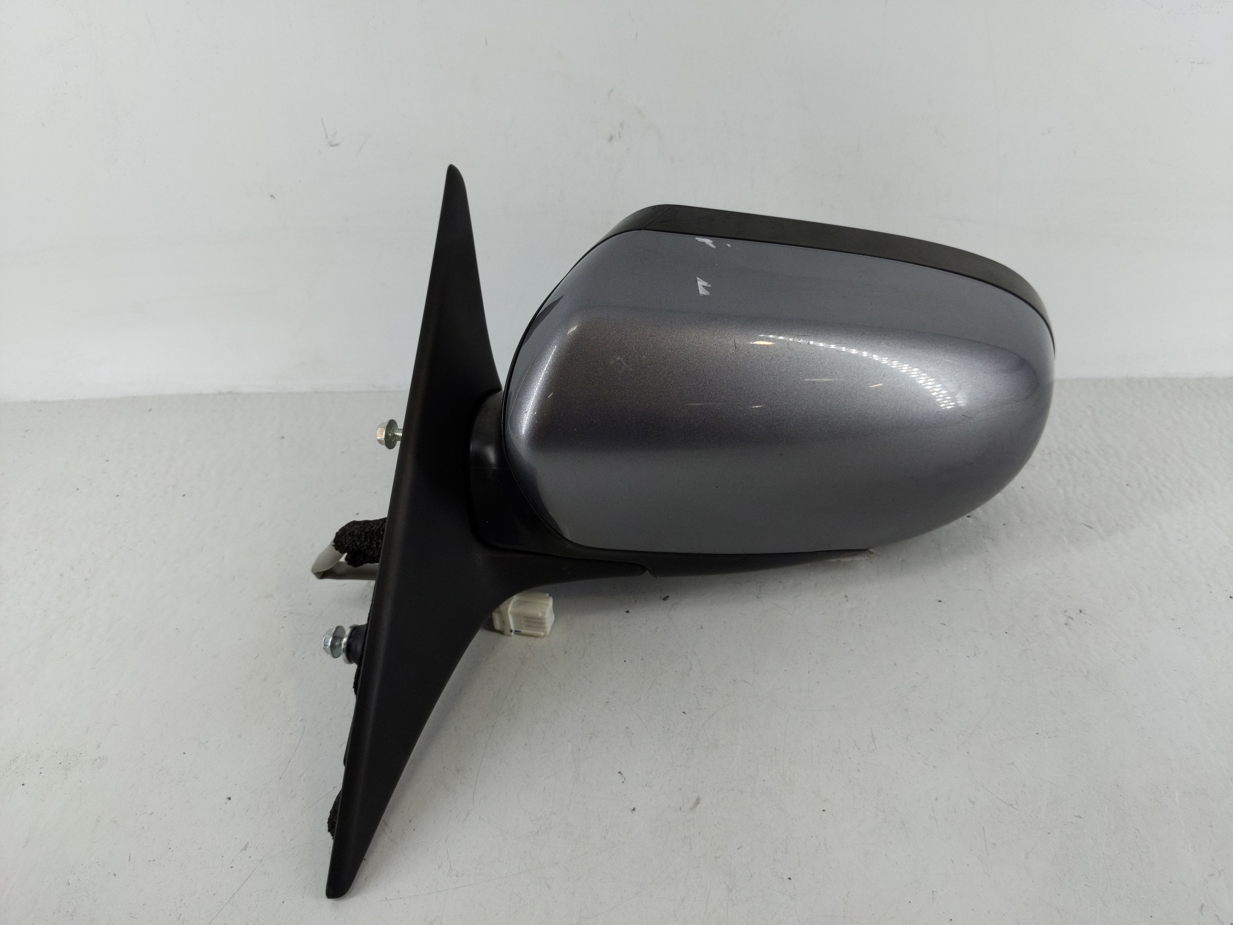 2005-2009 Subaru Legacy Driver Left Side View Power Door Mirror Grey 1123985 - Oemusedautoparts1.com