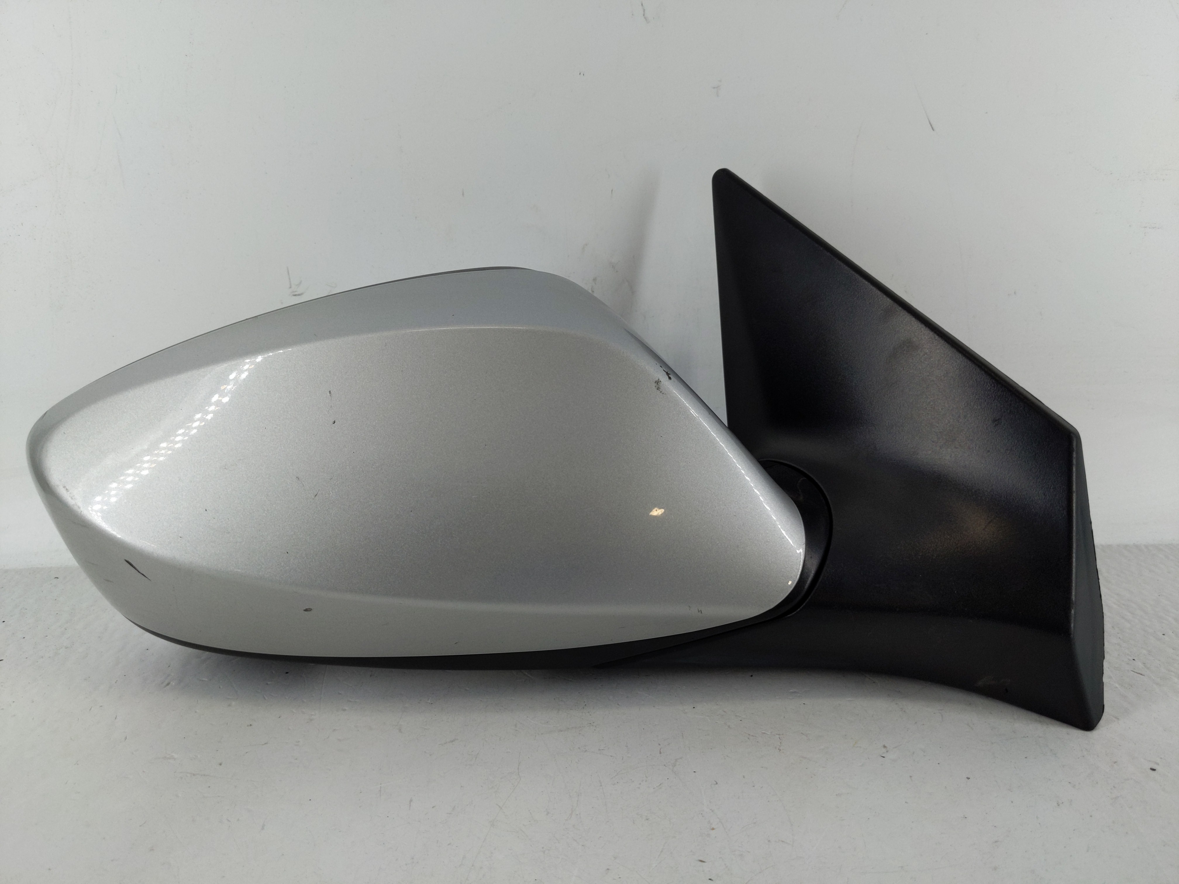 Picture of 2011-2015 Hyundai Elantra Passenger Right Side View Power Door Mirror 1123992