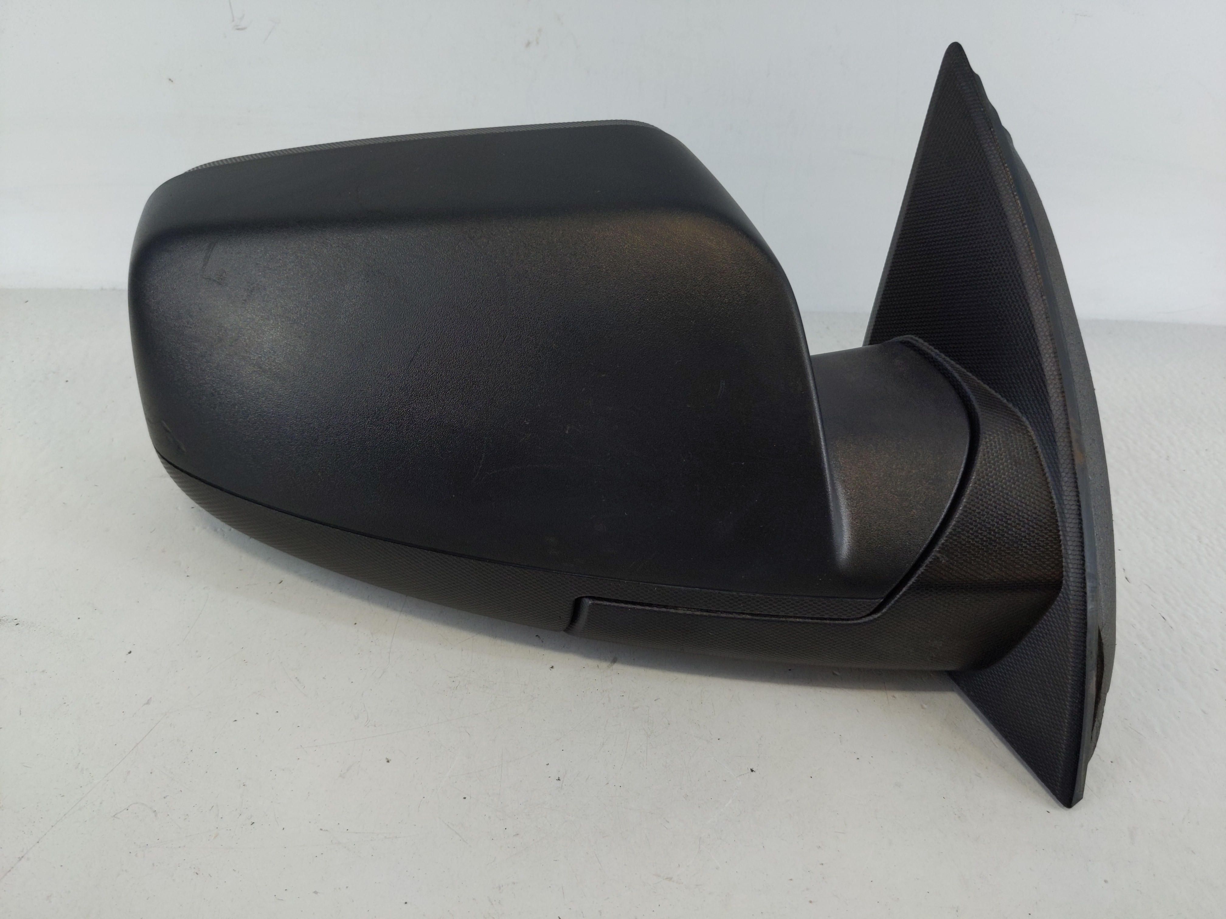 2015-2017 Chevrolet Equinox Passenger Right Side View Power Door Mirror 1124001 - Oemusedautoparts1.com