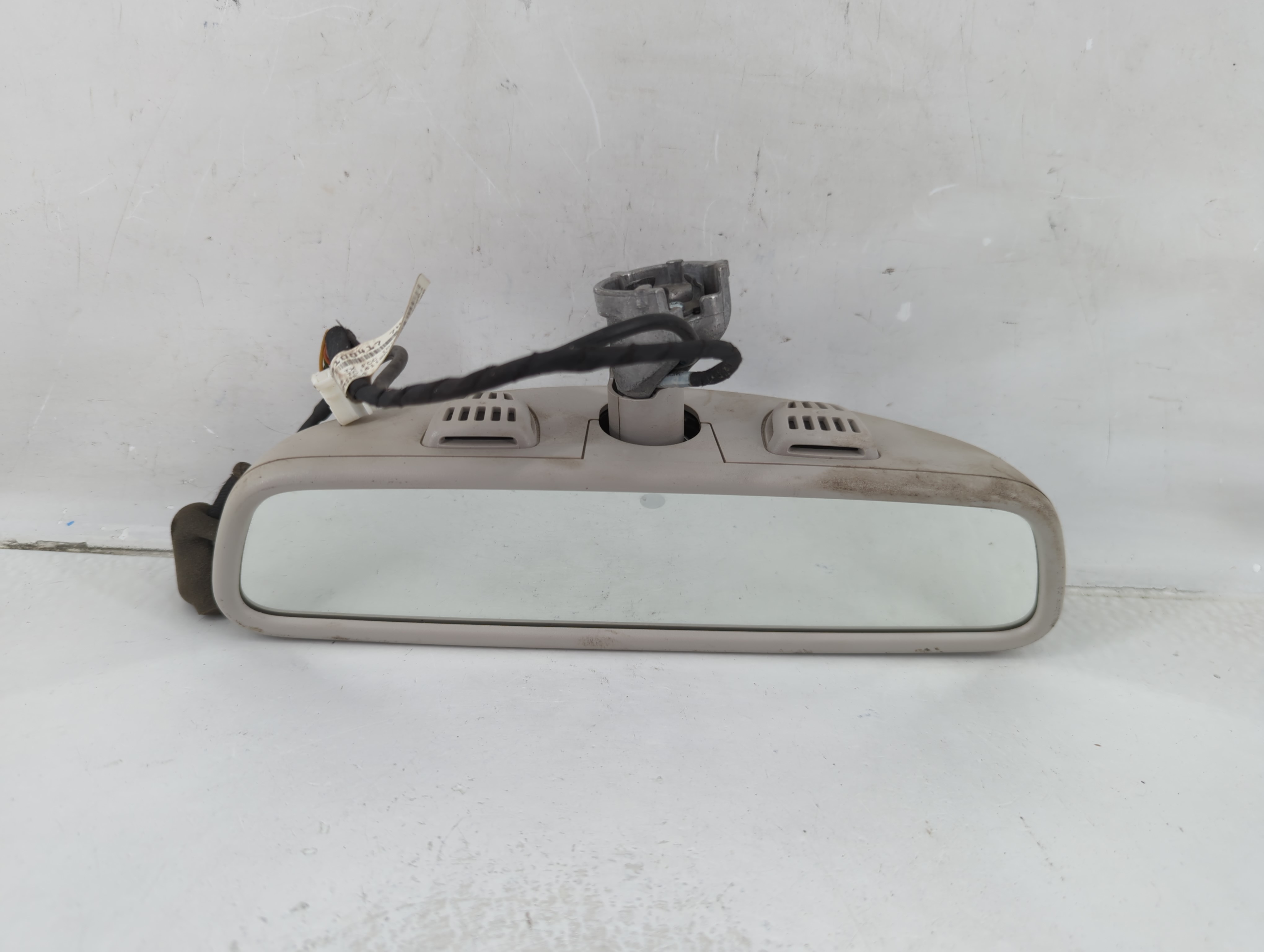 2015-2018 Mercedes-benz C300 Interior Rear View Mirror Oem 1124032 - Oemusedautoparts1.com