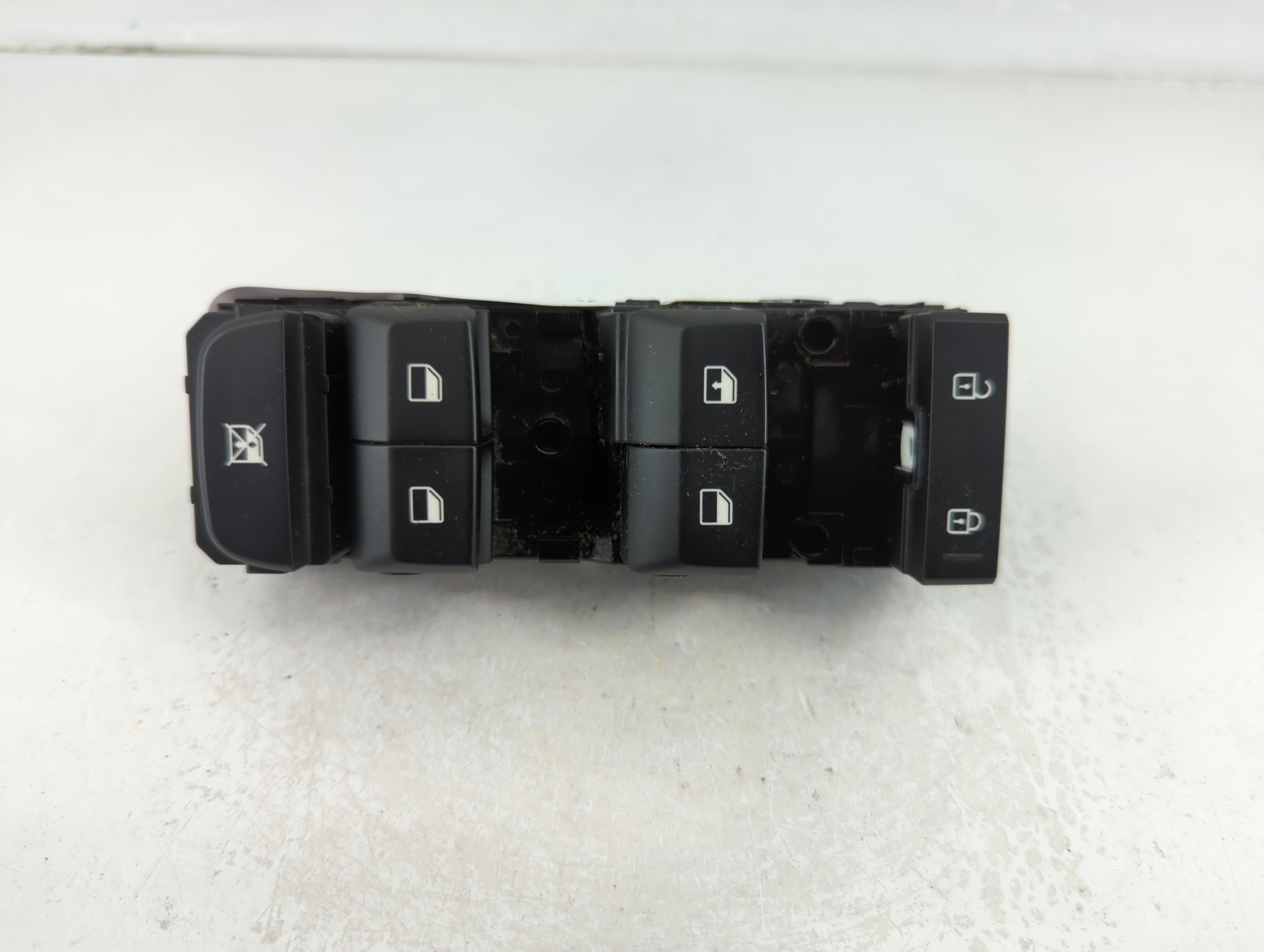Picture of 2019-2022 Kia Forte Driver Left Door Master Power Window Switch 1124158