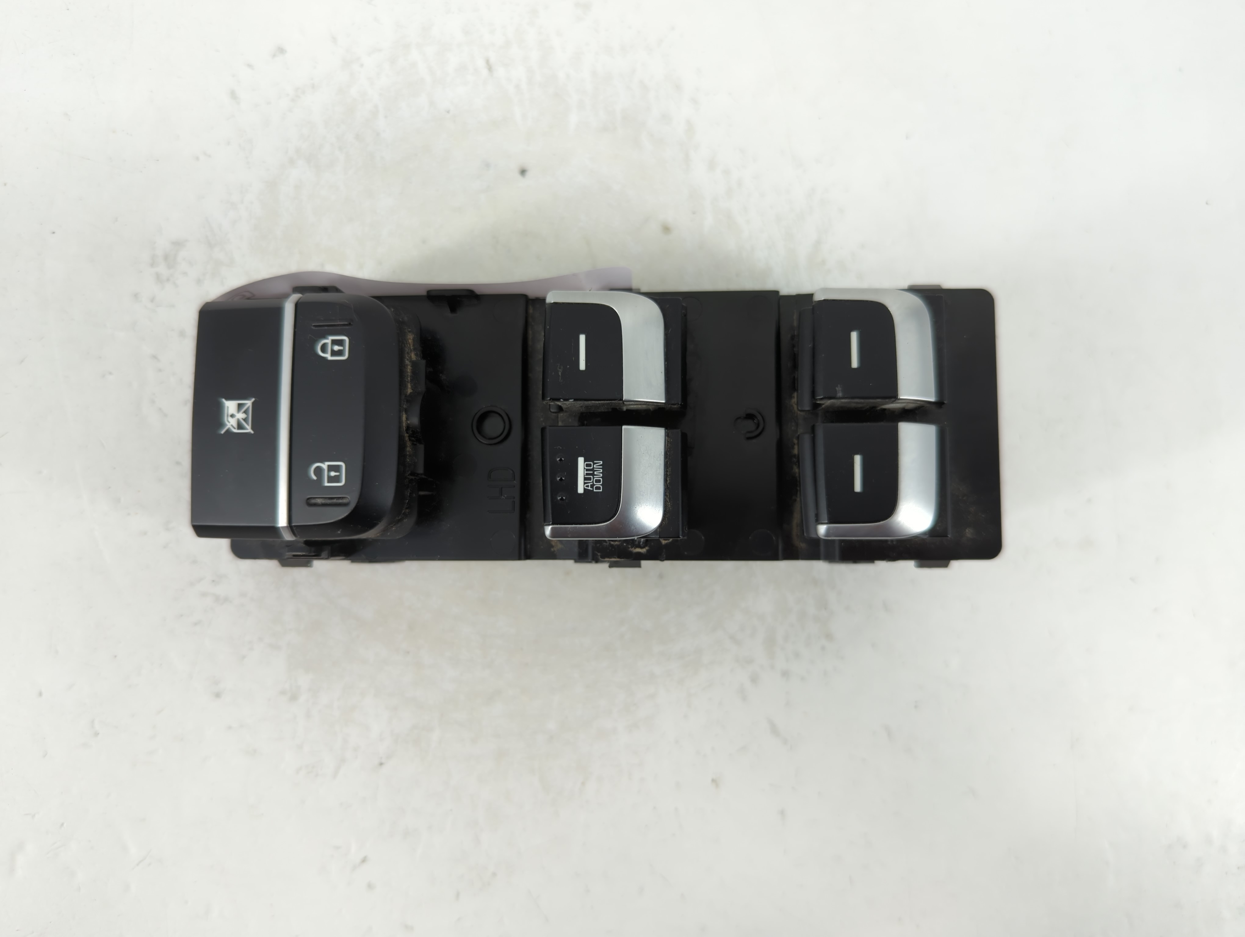 Picture of 2016-2020 Kia Optima Driver Left Door Master Power Window Switch 1124162