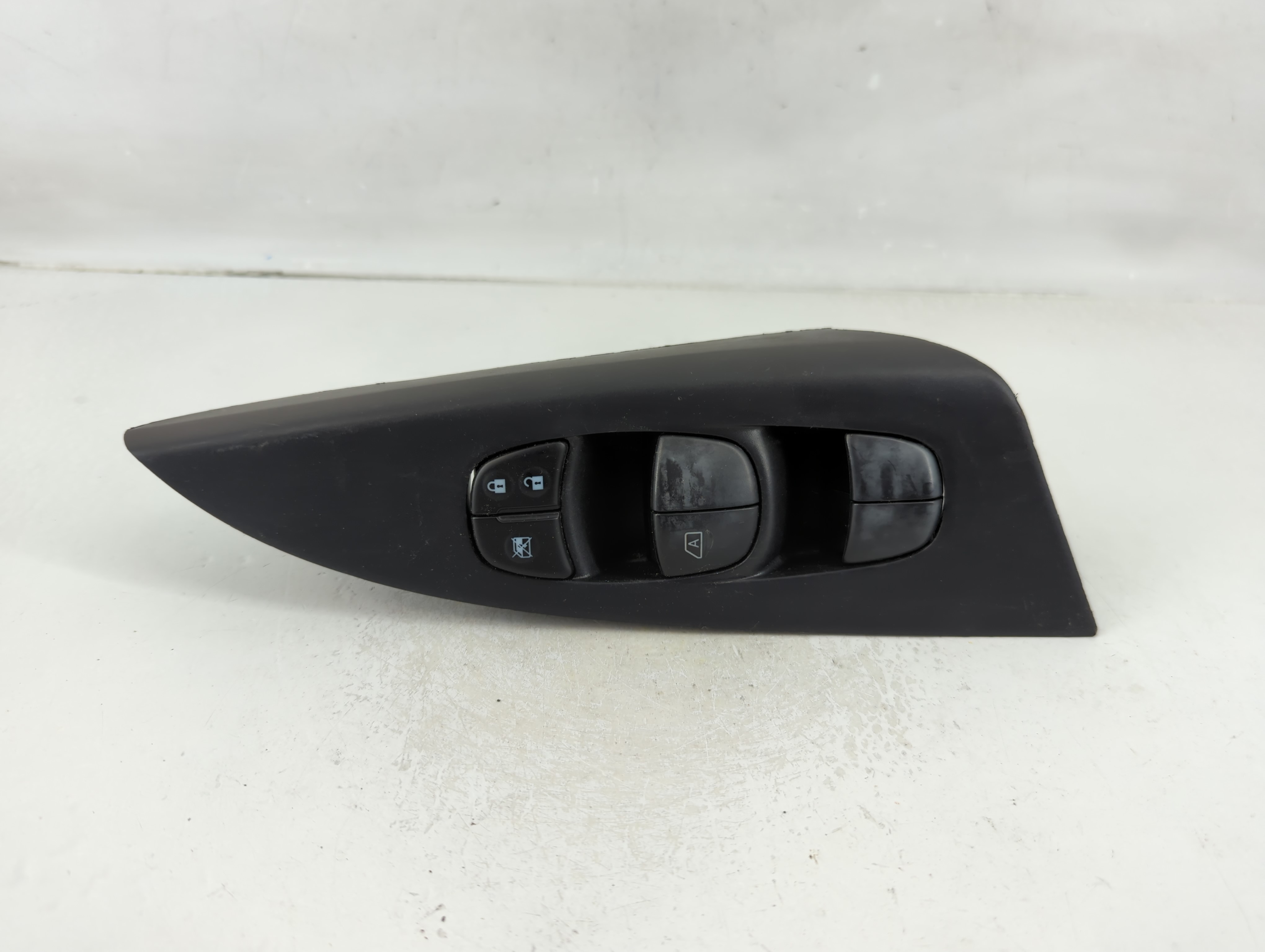 2013-2019 Nissan Sentra Driver Left Door Master Power Window Switch 1124220 - Oemusedautoparts1.com