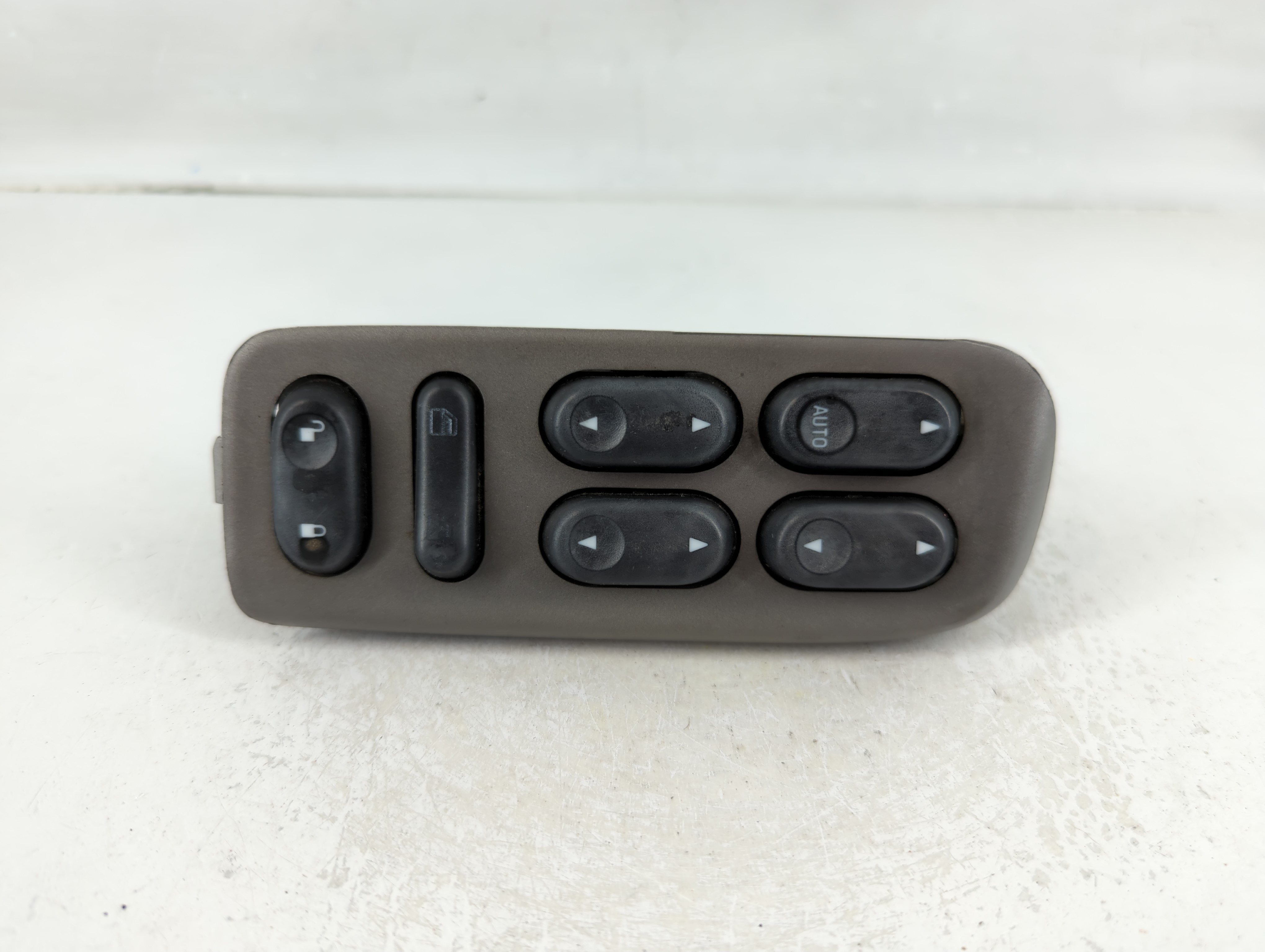2001-2007 Ford Escape Driver Left Door Master Power Window Switch 1124235 - Oemusedautoparts1.com