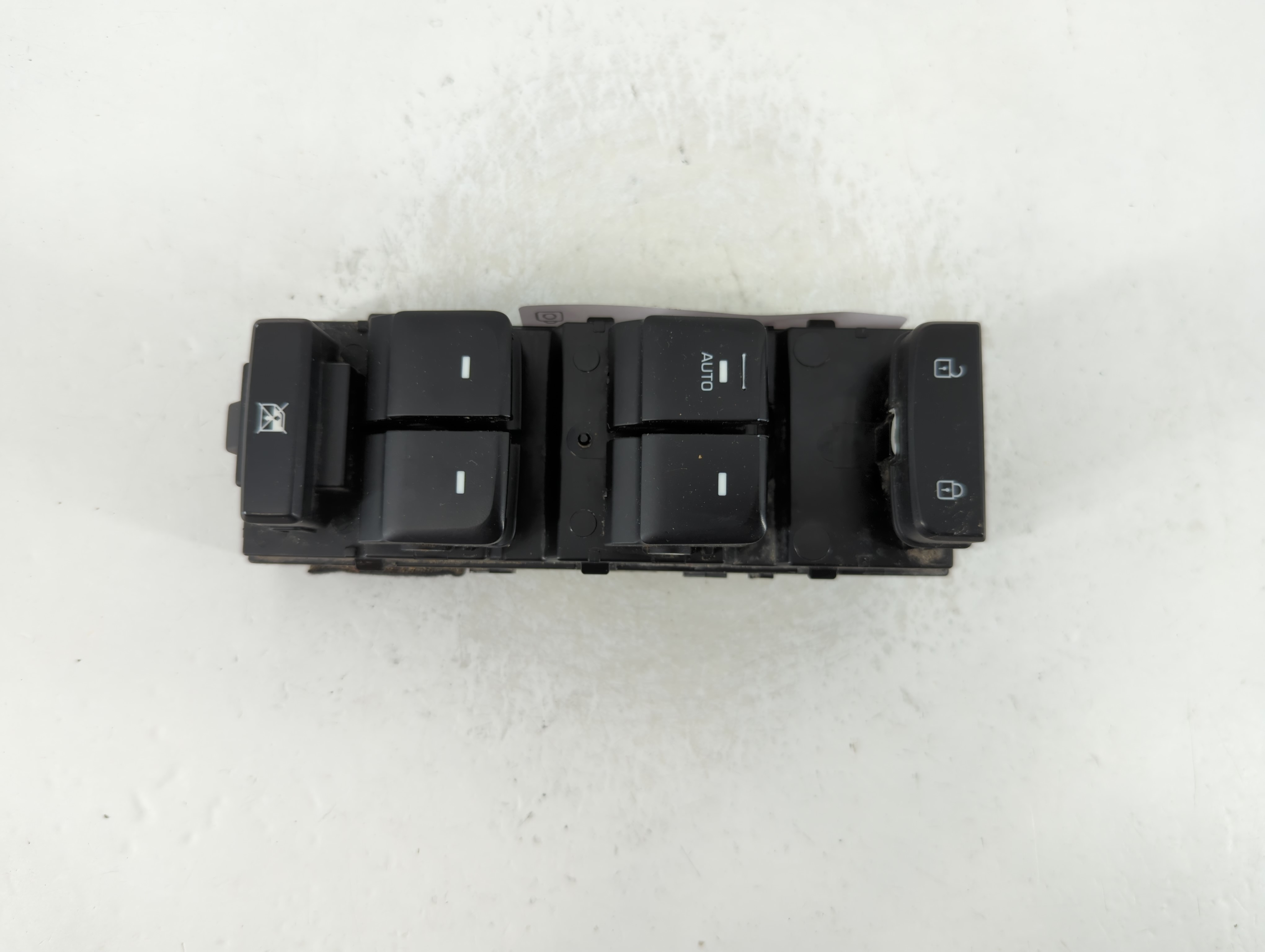 2015-2019 Hyundai Sonata Driver Left Door Master Power Window Switch 1124241 - Oemusedautoparts1.com