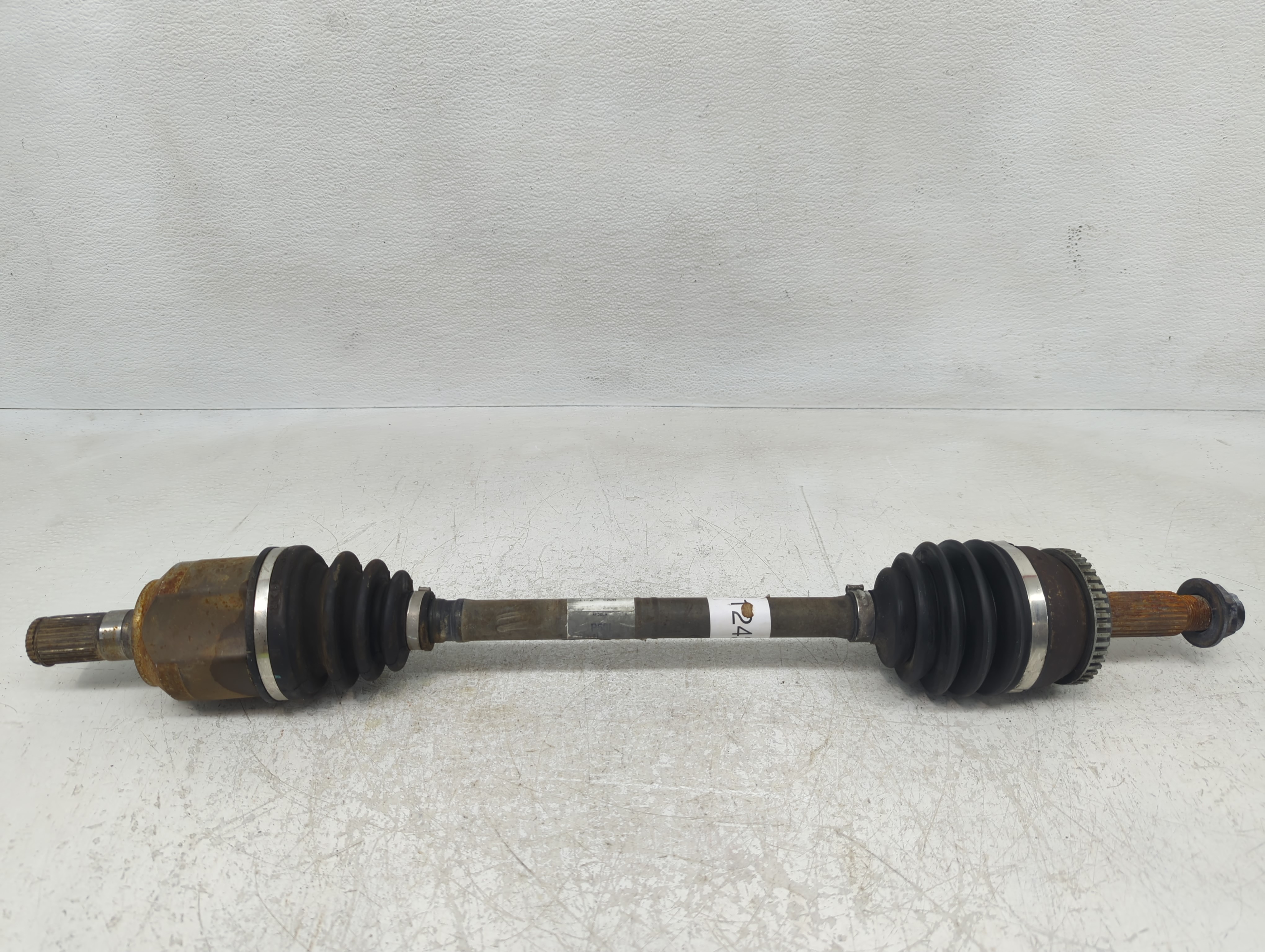 2014-2019 Kia Soul Axle Shaft Front Driver Cv C/v 1124305 - Oemusedautoparts1.com
