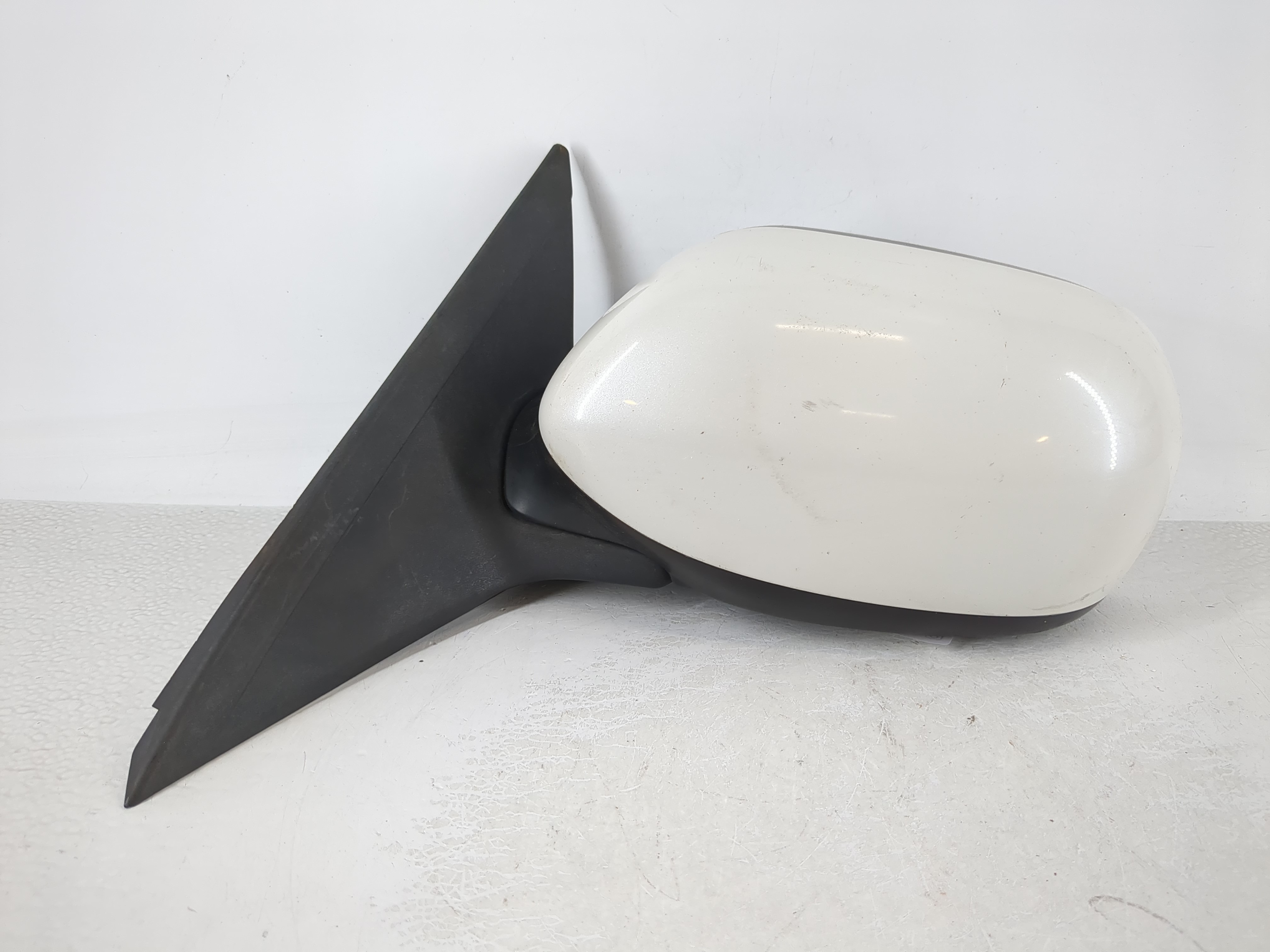 Picture of 2008-2014 Subaru Impreza Driver Left Side View Power Door Mirror White 1124321