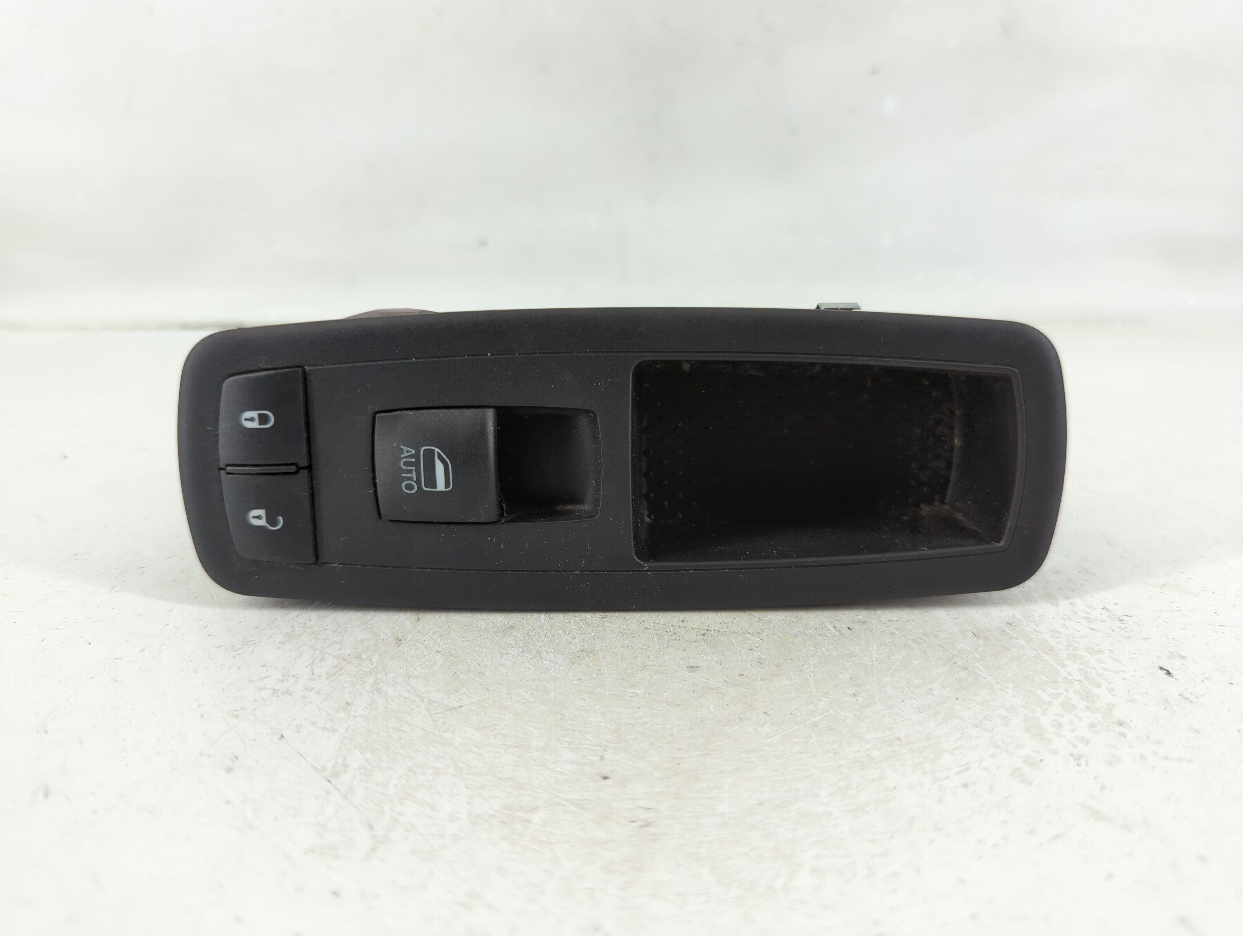 2011 Jeep Grand Cherokee Driver Left Door Master Power Window Switch 1124514 - Oemusedautoparts1.com
