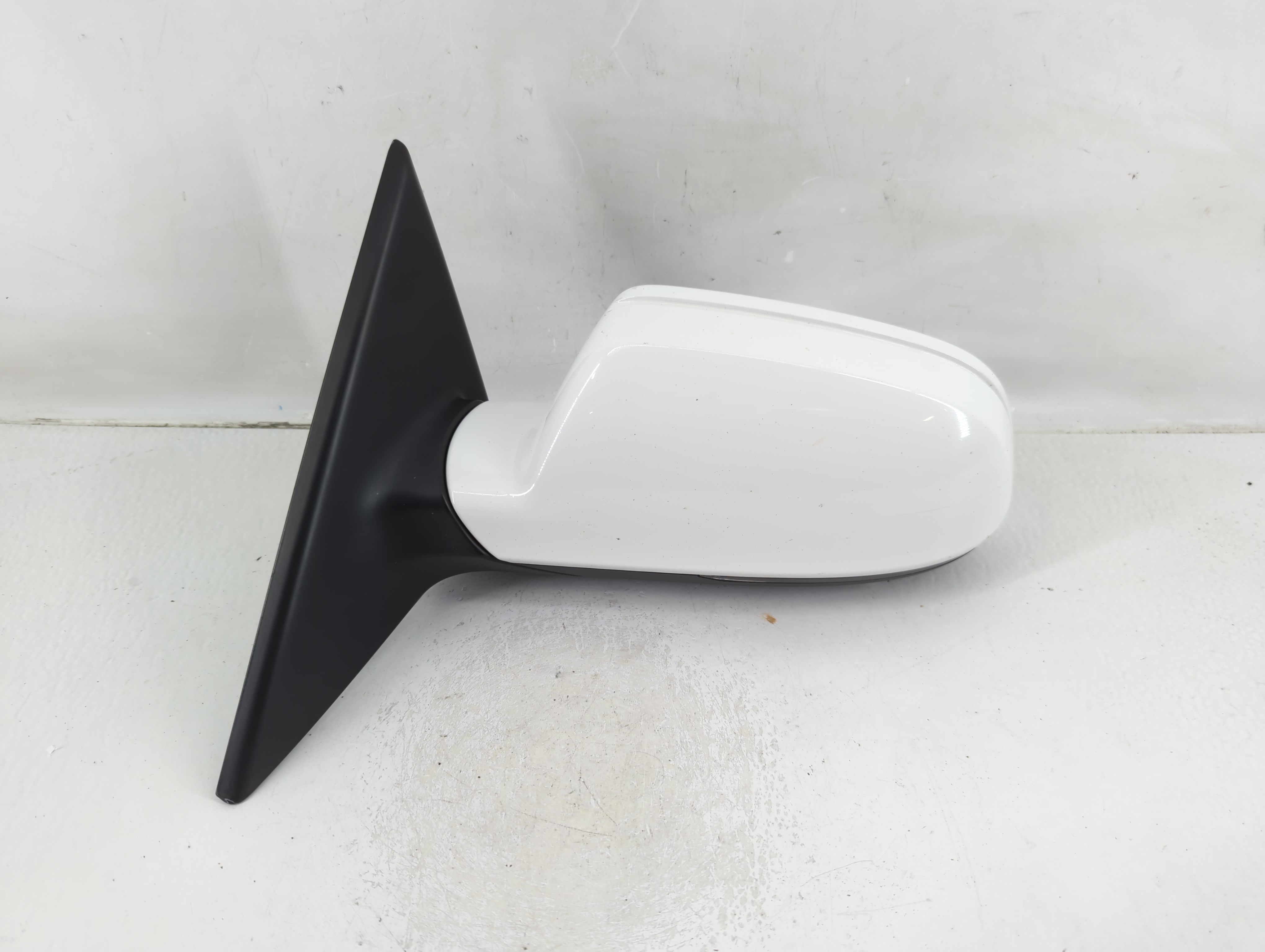 Picture of 2010-2014 Audi A5 Driver Left Side View Power Door Mirror White 1124581