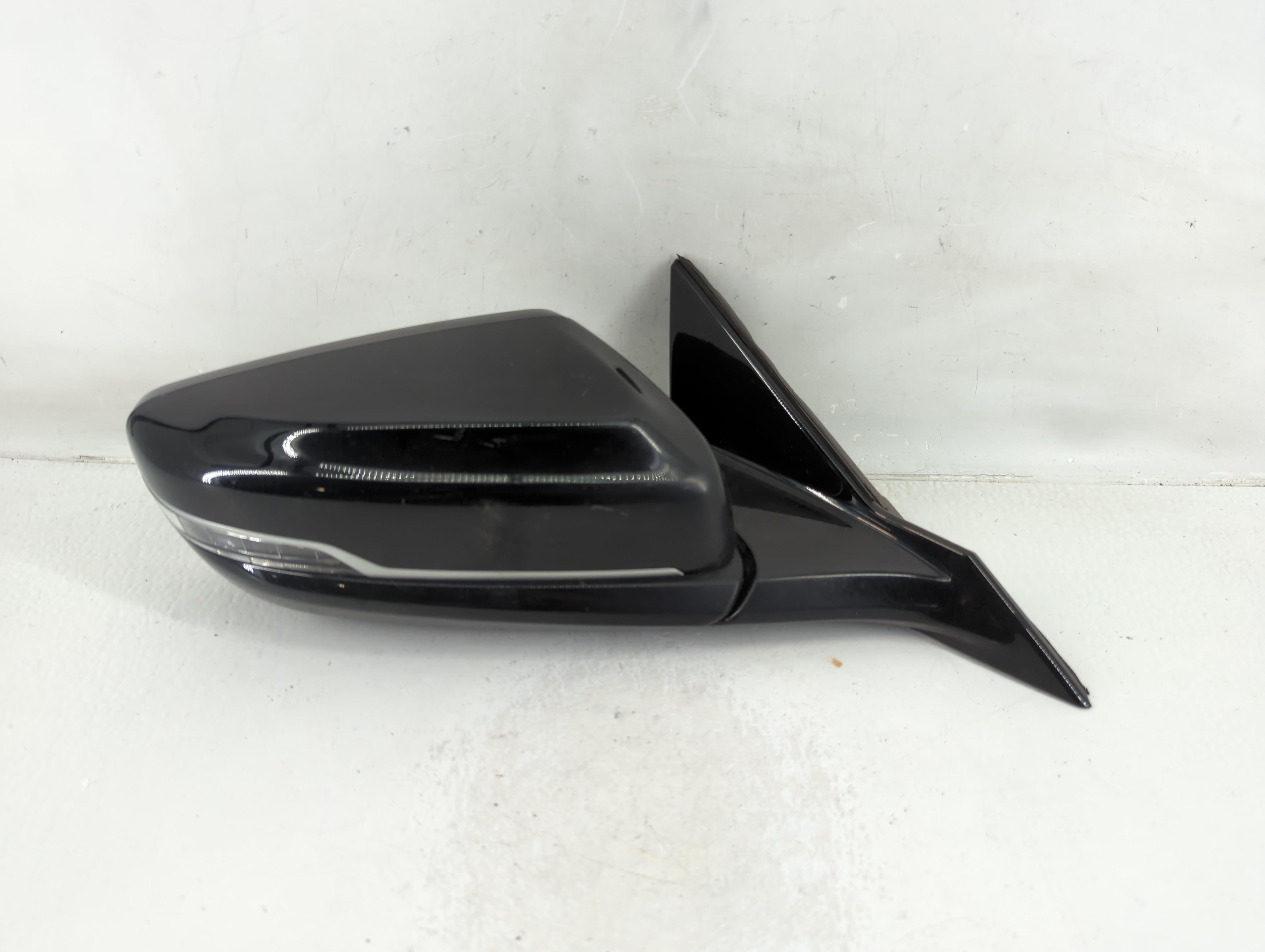 2015-2019 Cadillac Cts Passenger Right Side View Power Door Mirror Black 1124582 - Oemusedautoparts1.com