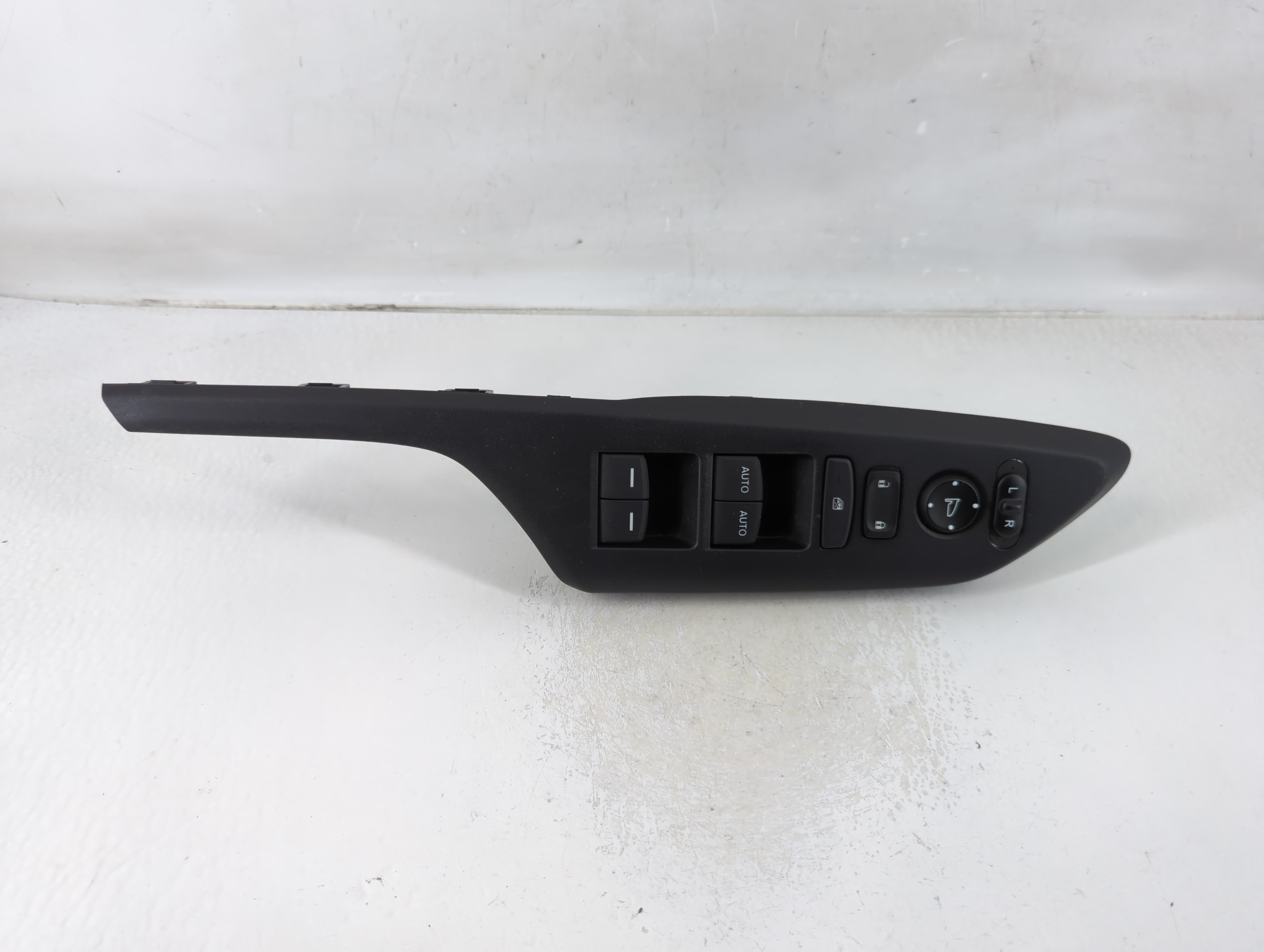 Picture of 2016-2021 Honda Civic Driver Left Door Master Power Window Switch 1124589