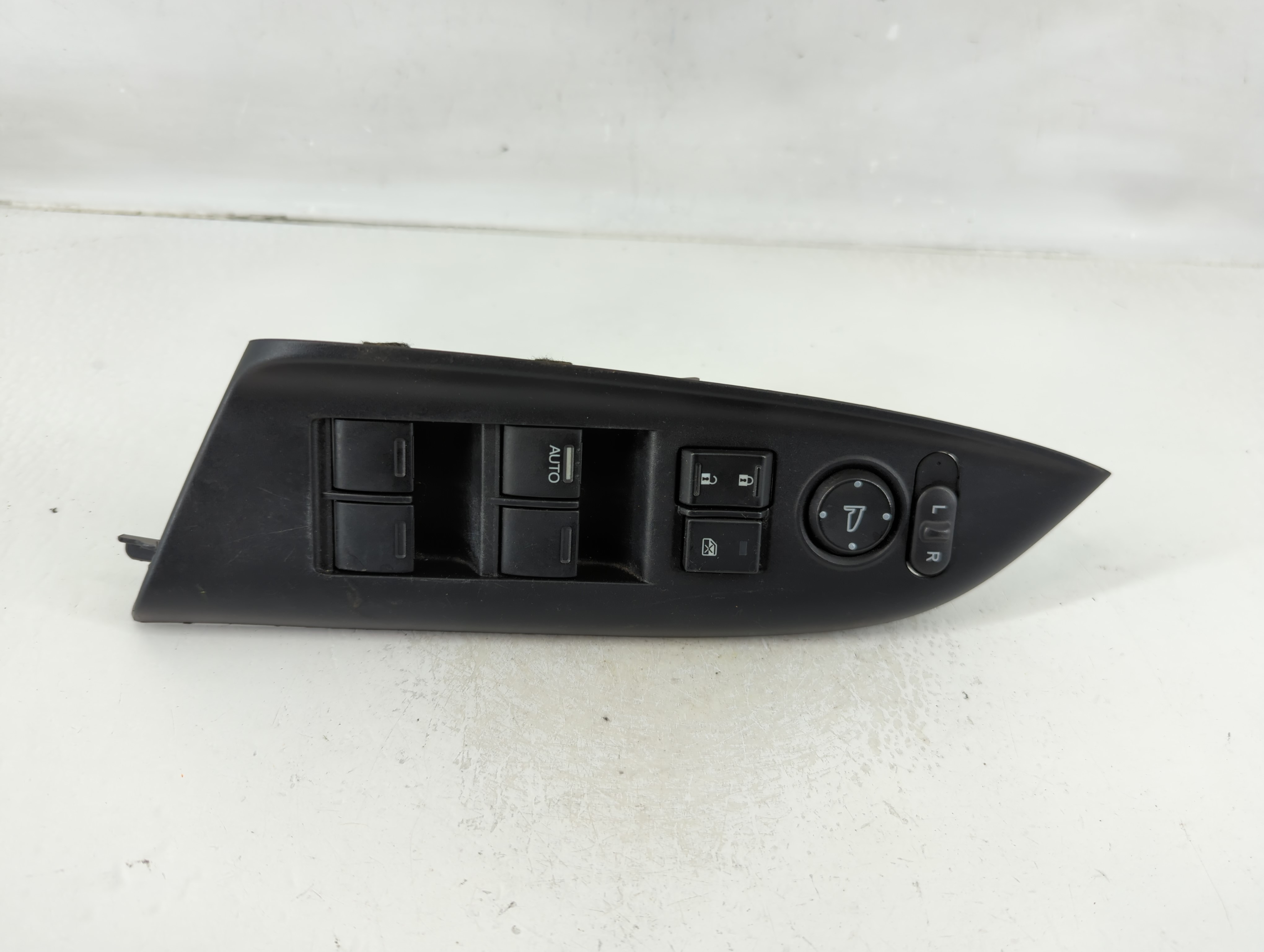 Picture of 2015-2020 Honda Fit Driver Left Door Master Power Window Switch 1124660