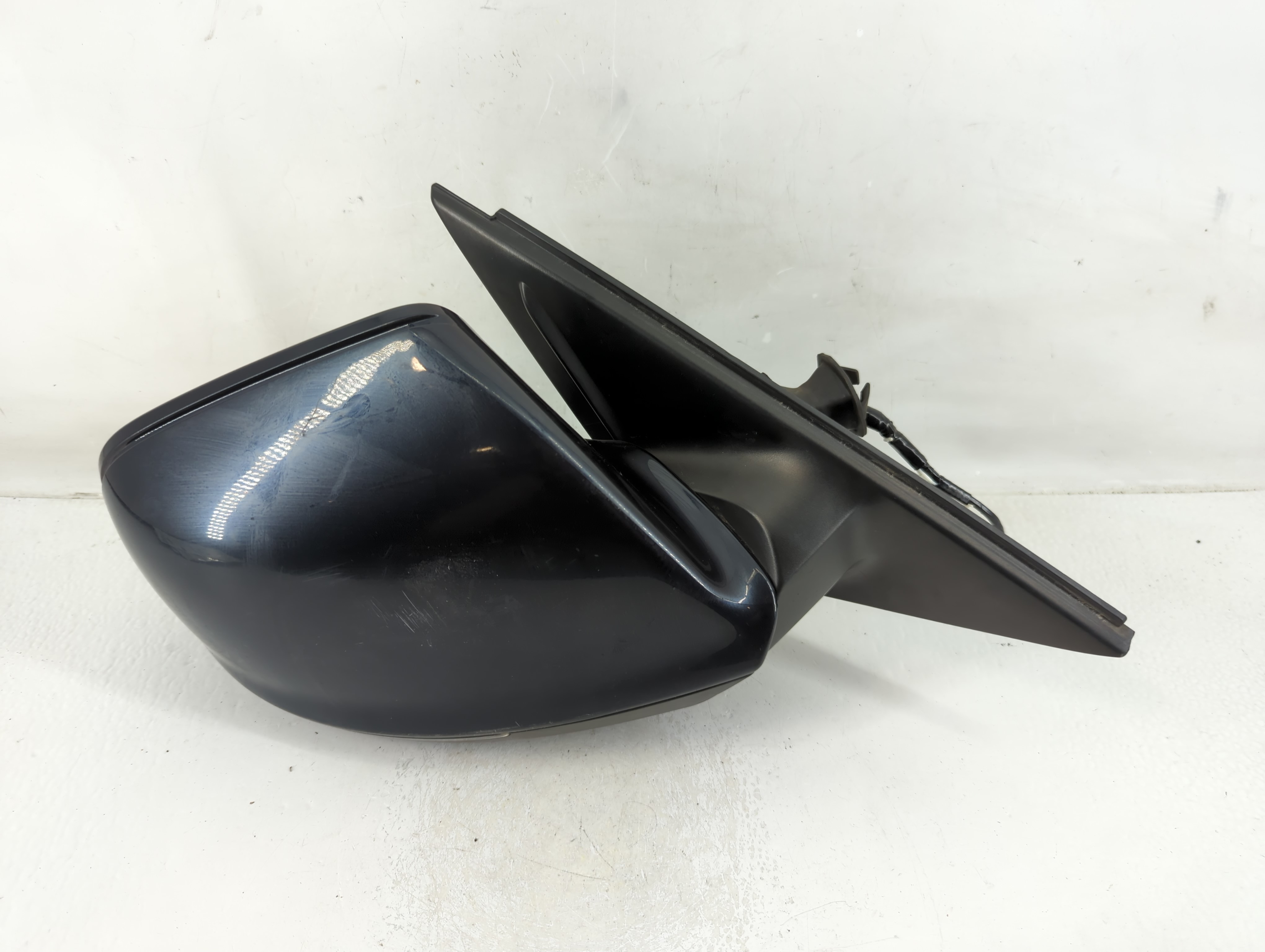 2009-2014 Audi Q5 Passenger Right Side View Power Door Mirror Blue 1124669 - Oemusedautoparts1.com