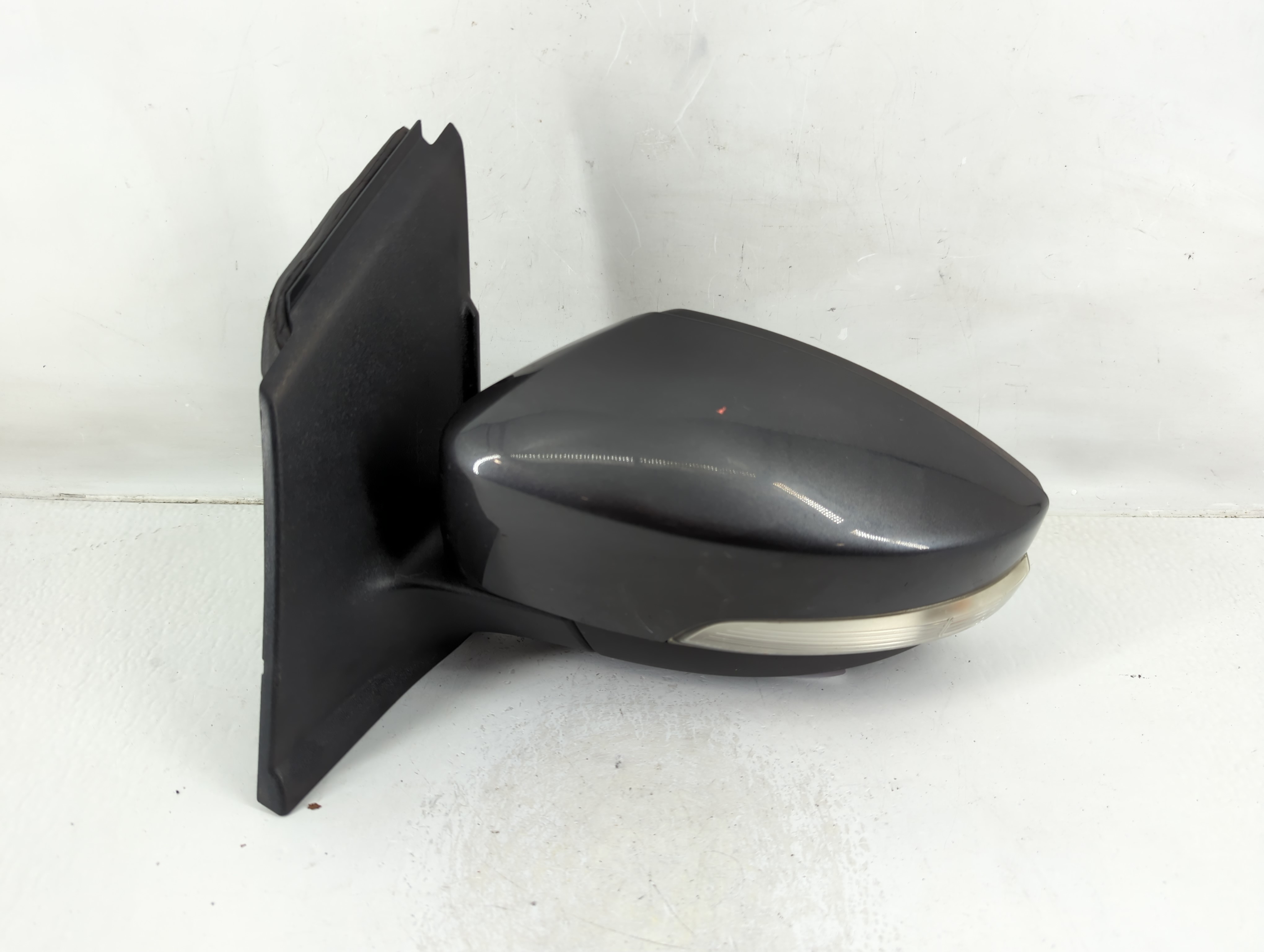 2017-2019 Ford Escape Driver Left Side View Power Door Mirror Grey 1124670 - Oemusedautoparts1.com