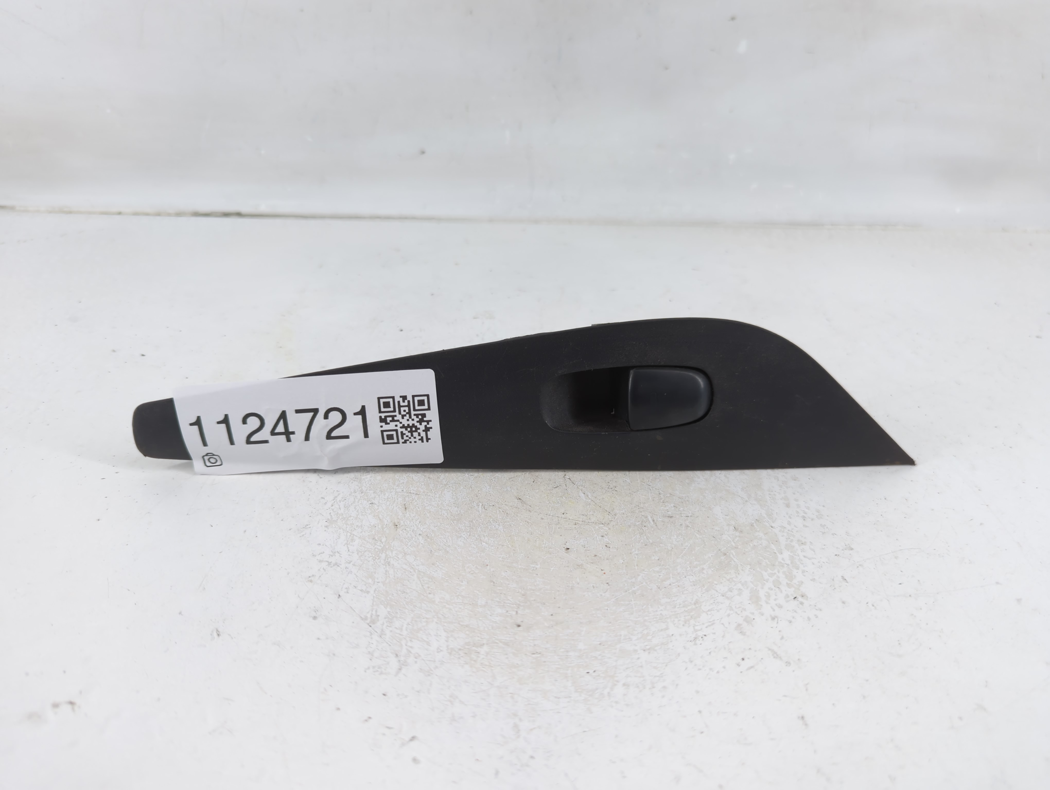 2013-2018 Nissan Altima Driver Left Door Master Power Window Switch 1124721 - Oemusedautoparts1.com