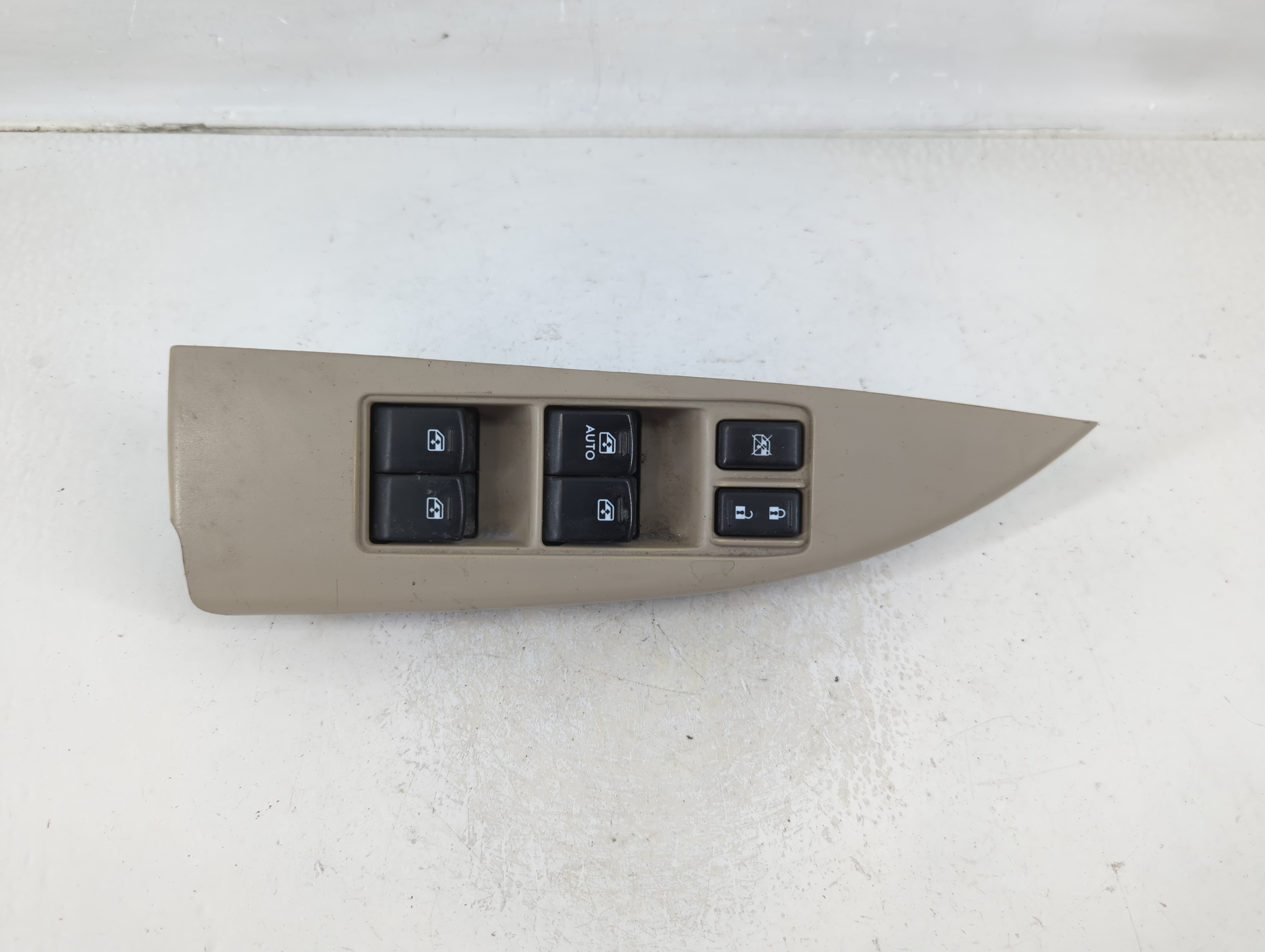 Picture of 2013-2014 Subaru Legacy Driver Left Door Master Power Window Switch 1124775