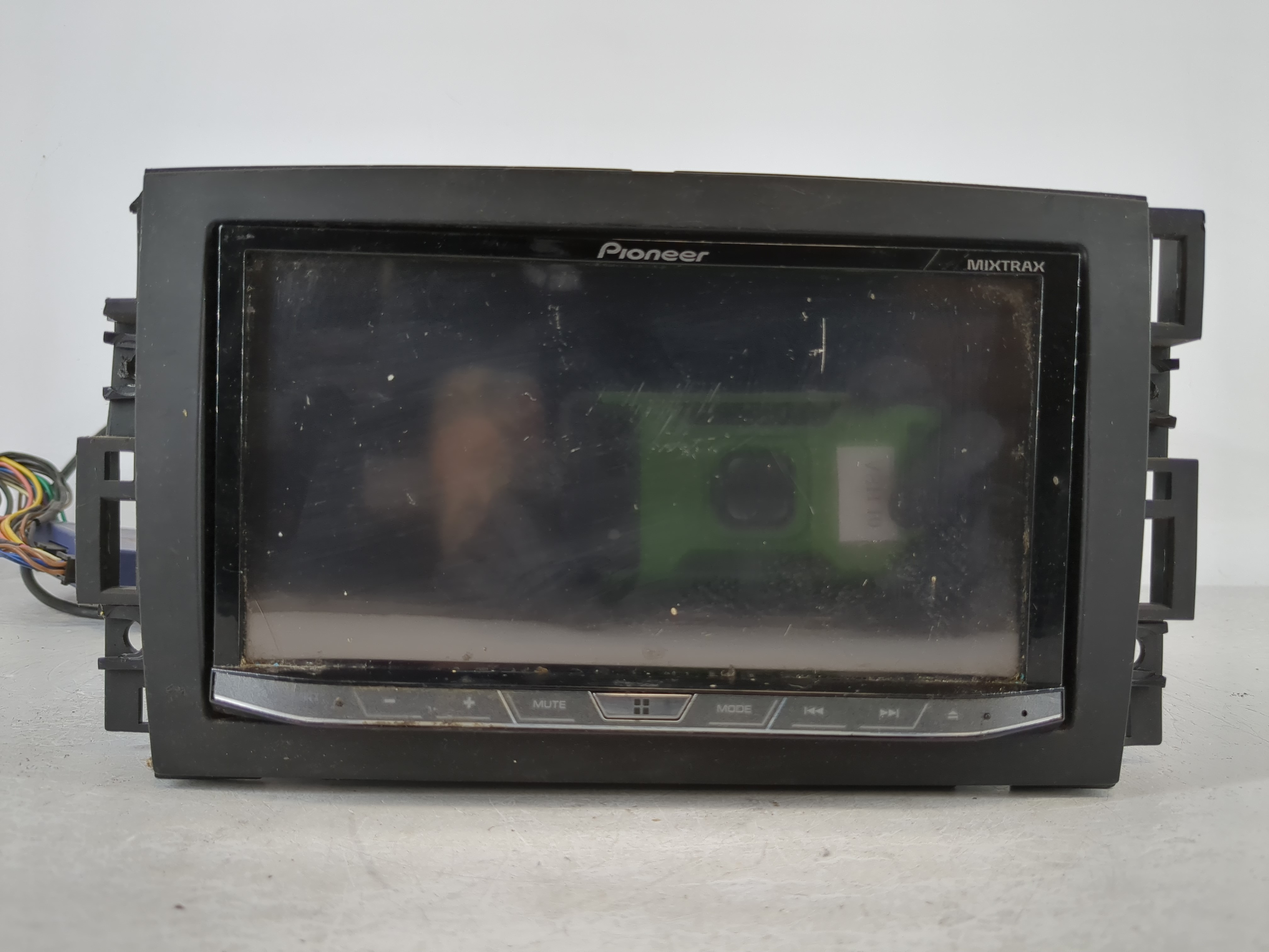 Picture of Chevrolet Avalanche 1500 Am Fm Cd Player Radio Receiver 1124814