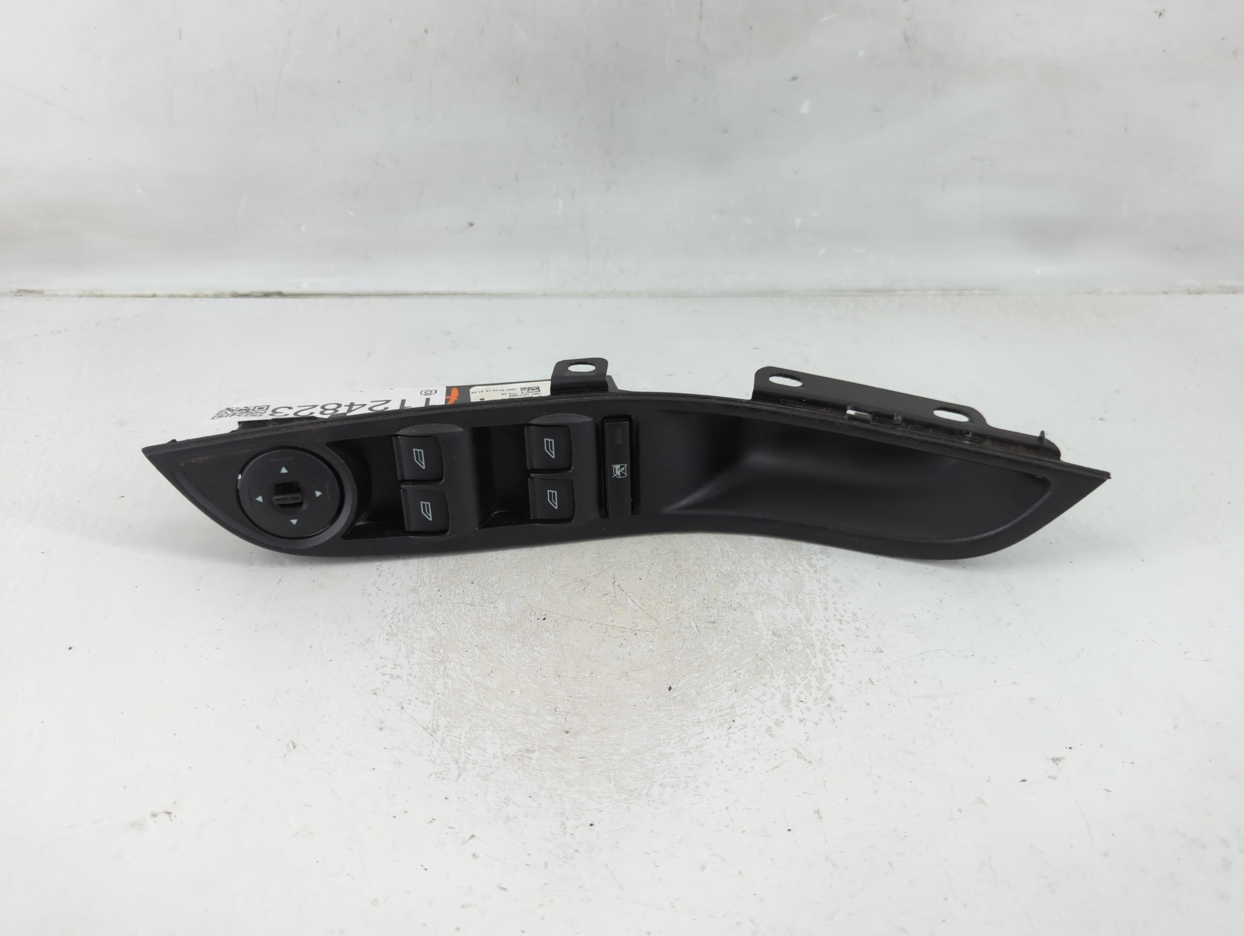 Picture of 2012-2018 Ford Focus Driver Left Door Master Power Window Switch 1124823