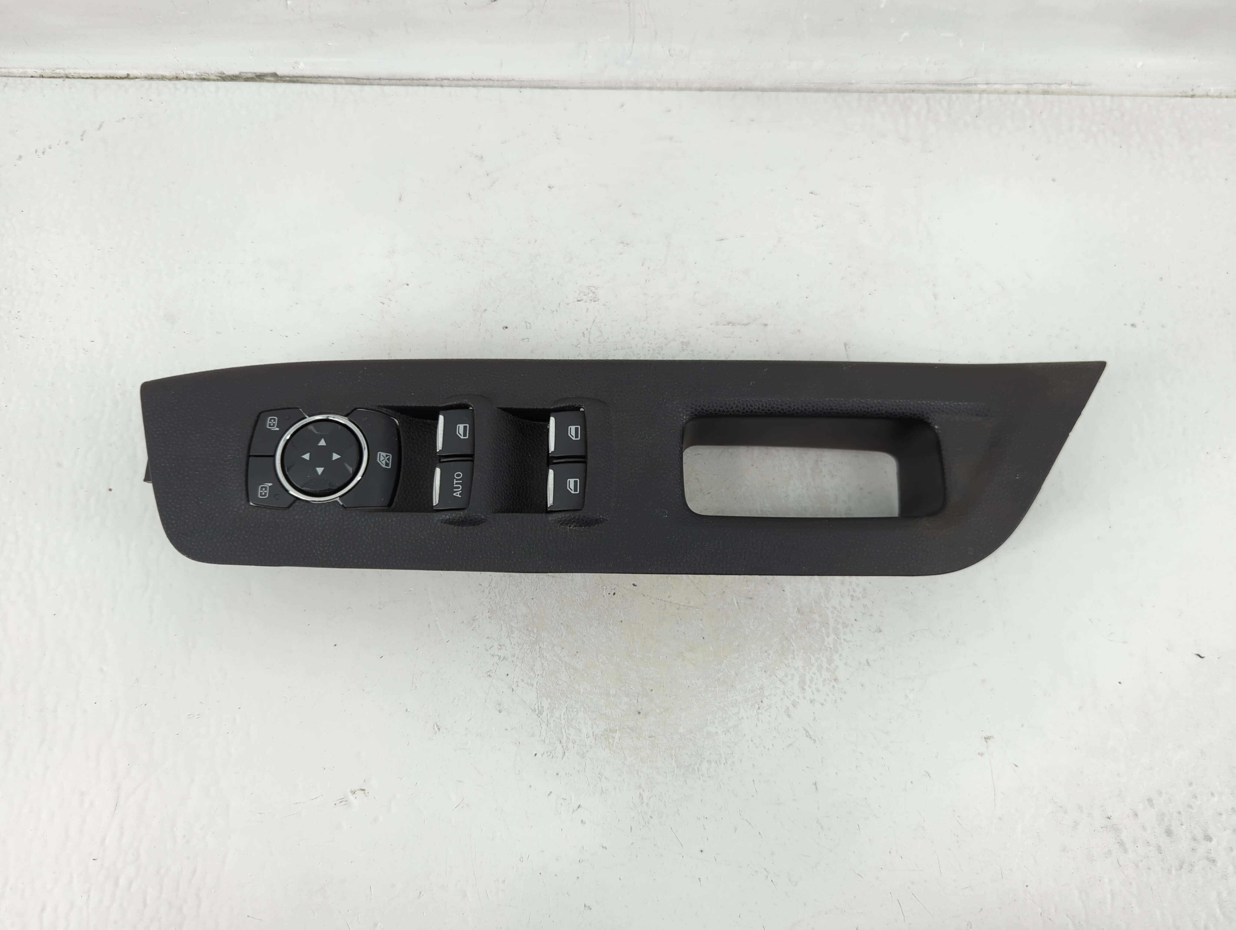 Picture of 2018-2022 Ford Ecosport Driver Left Door Master Power Window Switch 1124826