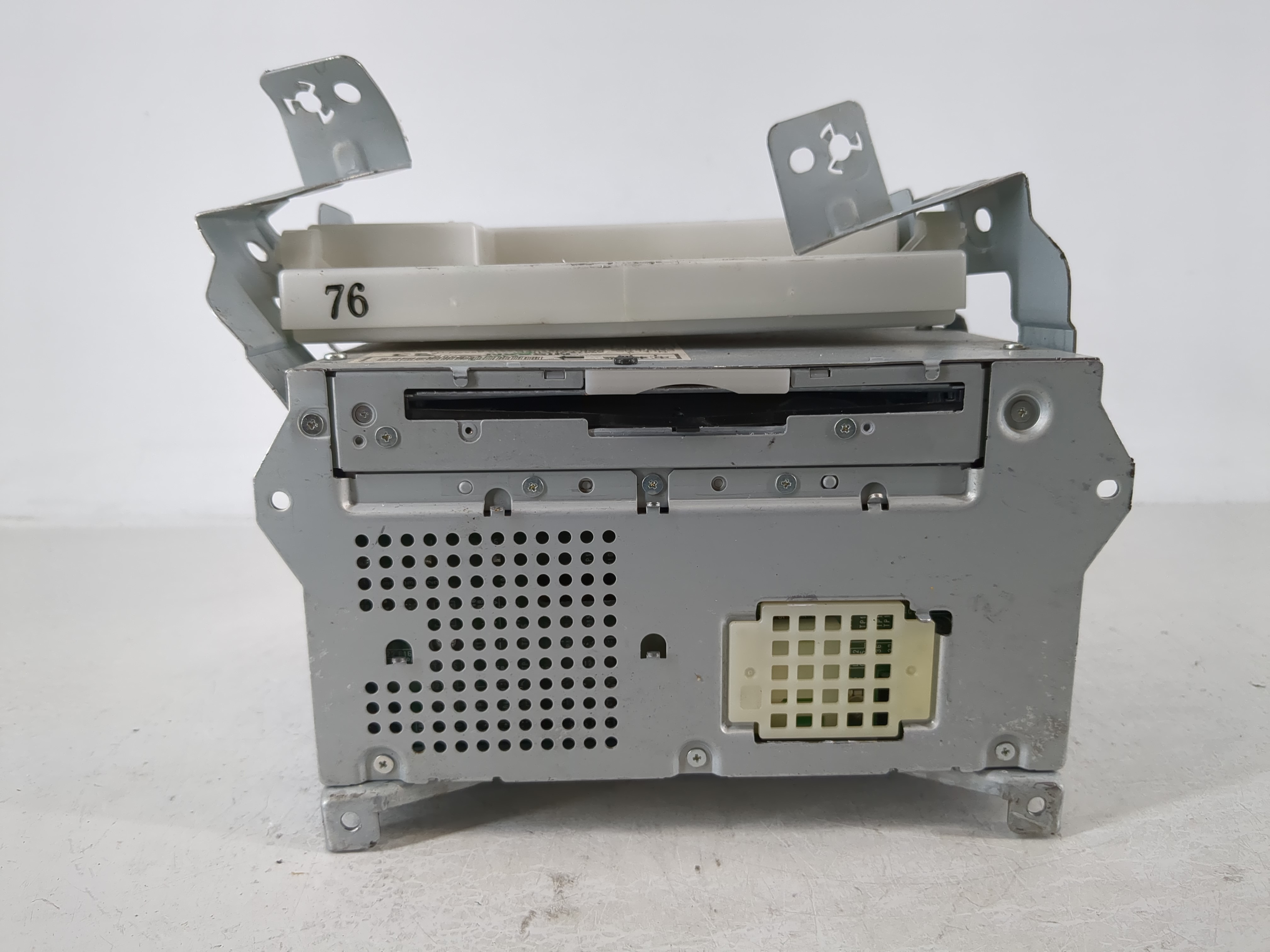 2010-2011 Toyota Camry Am Fm Cd Player Radio Receiver 1124914 - Oemusedautoparts1.com