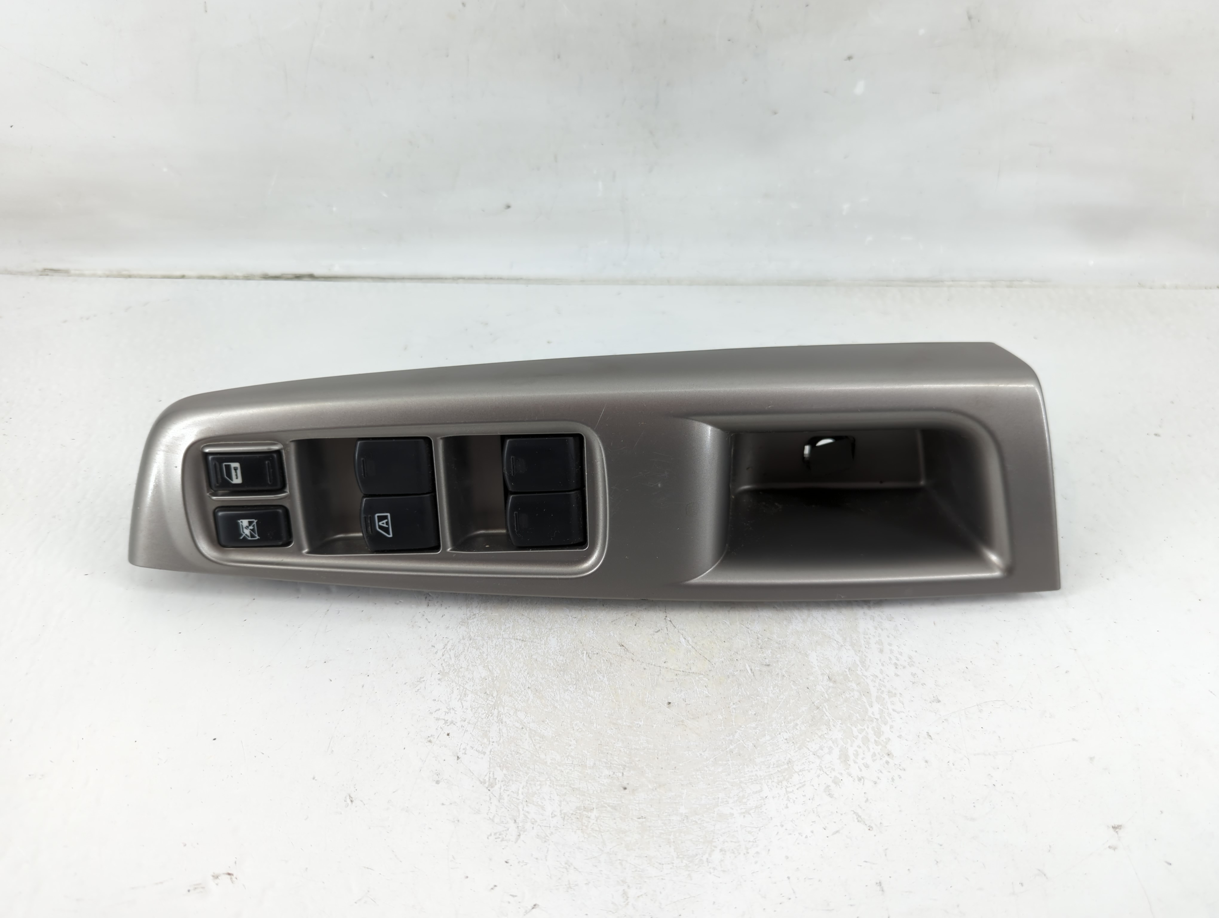 2009-2010 Subaru Forester Driver Left Door Master Power Window Switch 1124920 - Oemusedautoparts1.com