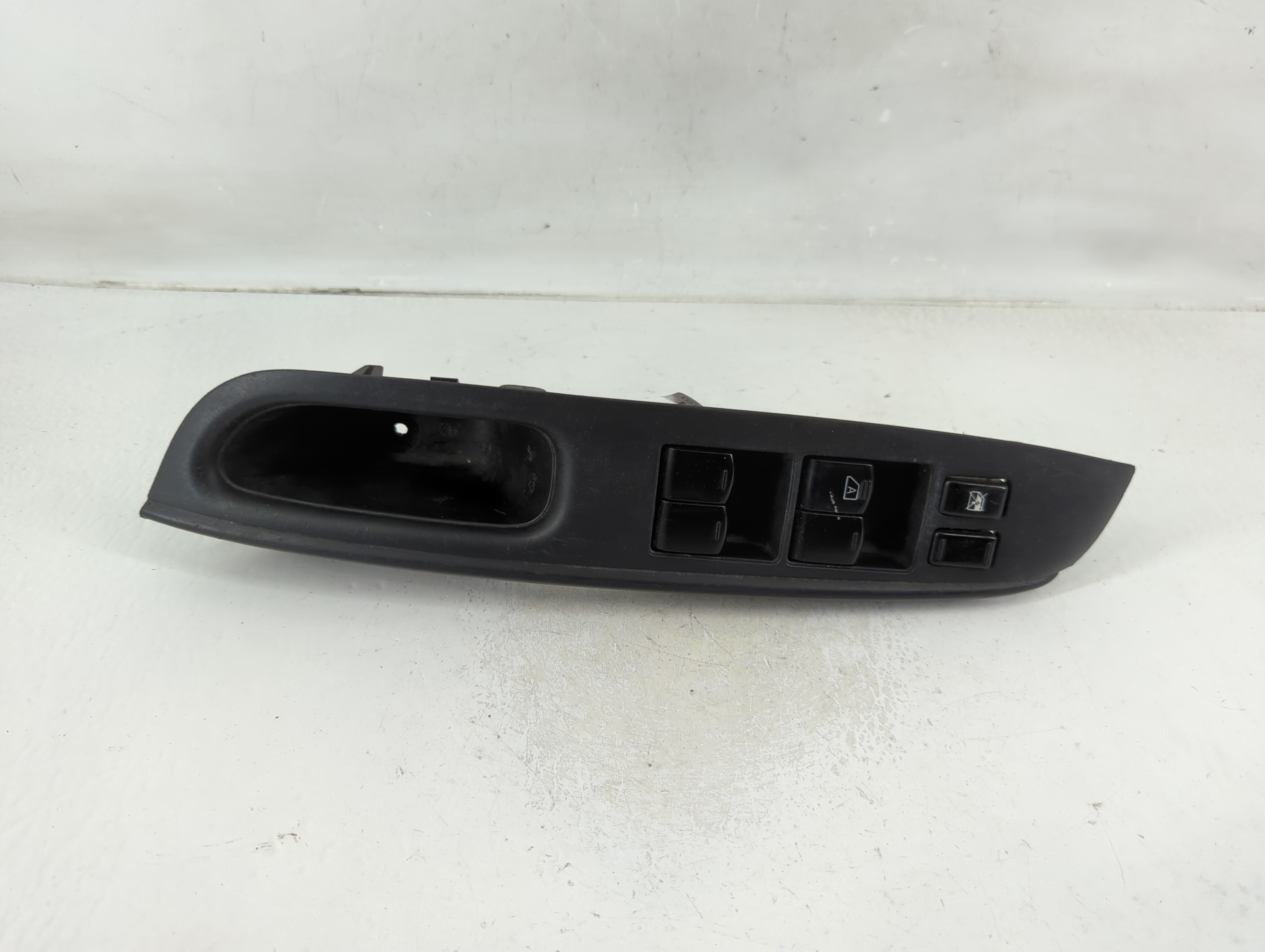 2012-2019 Nissan Versa Driver Left Door Master Power Window Switch 1124921 - Oemusedautoparts1.com