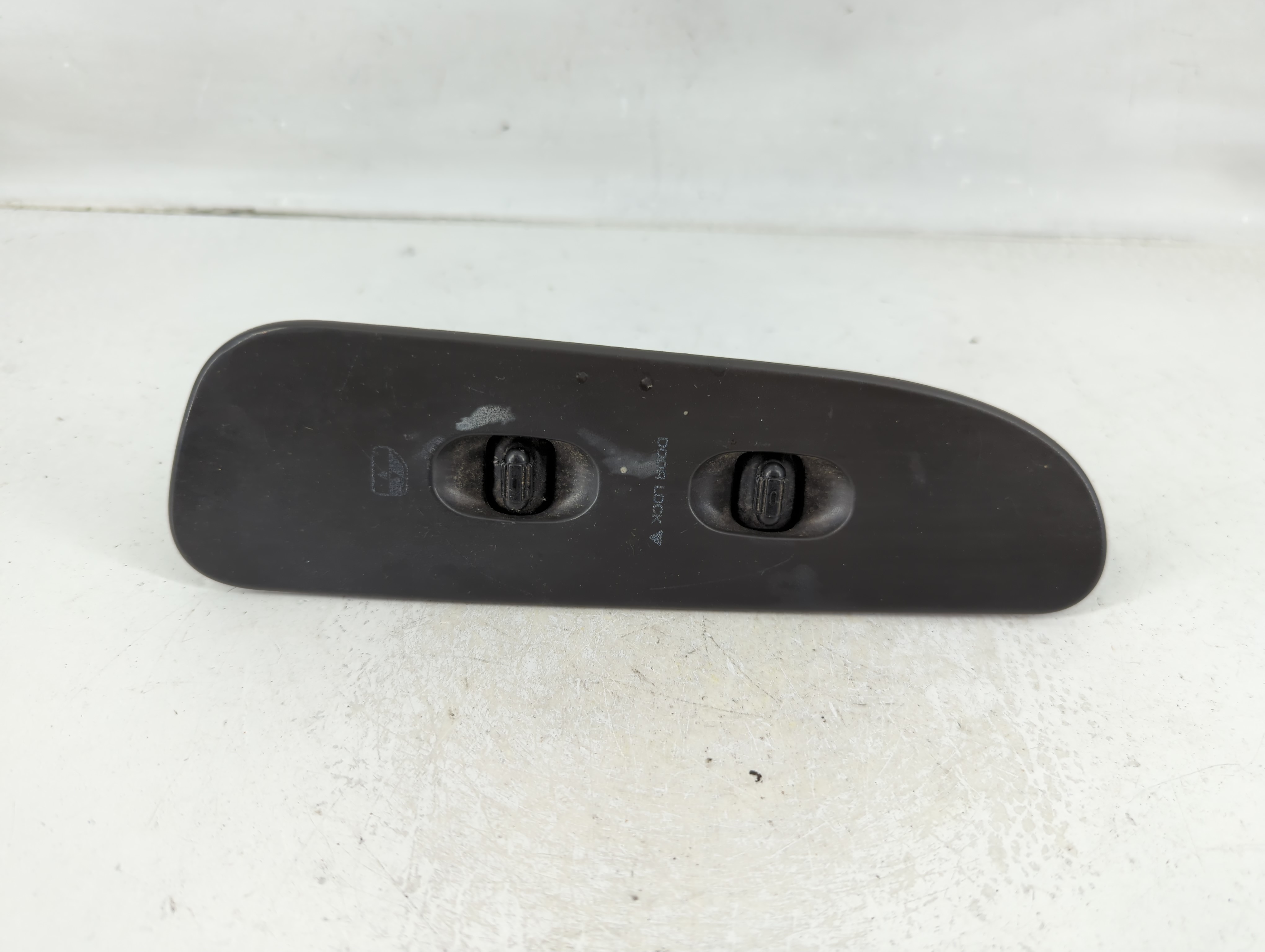 Picture of 2003-2004 Dodge Ram 1500 Driver Left Door Master Power Window Switch 1124993
