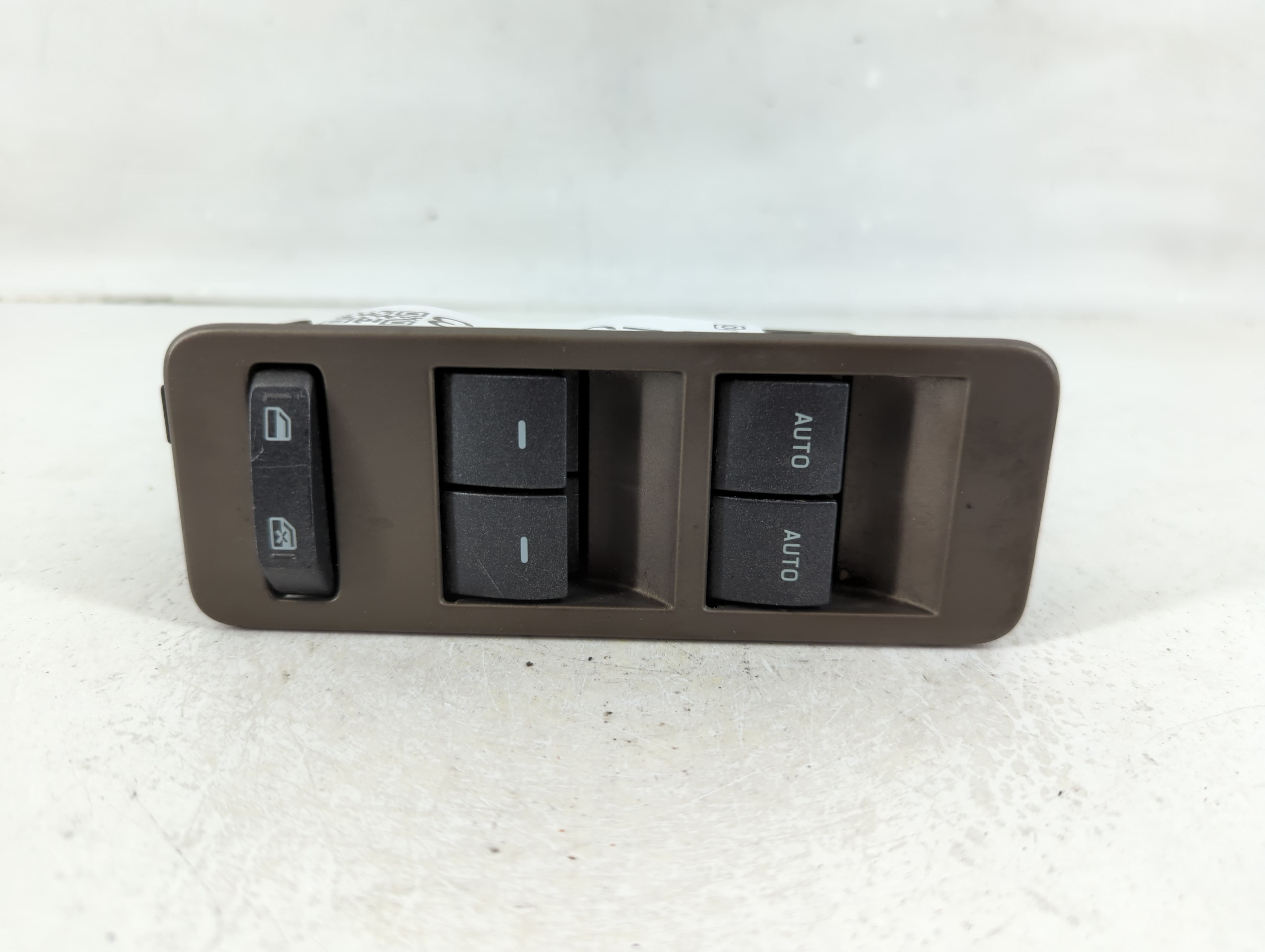 2011-2015 Lincoln Mkx Driver Left Door Master Power Window Switch 1125013 - Oemusedautoparts1.com