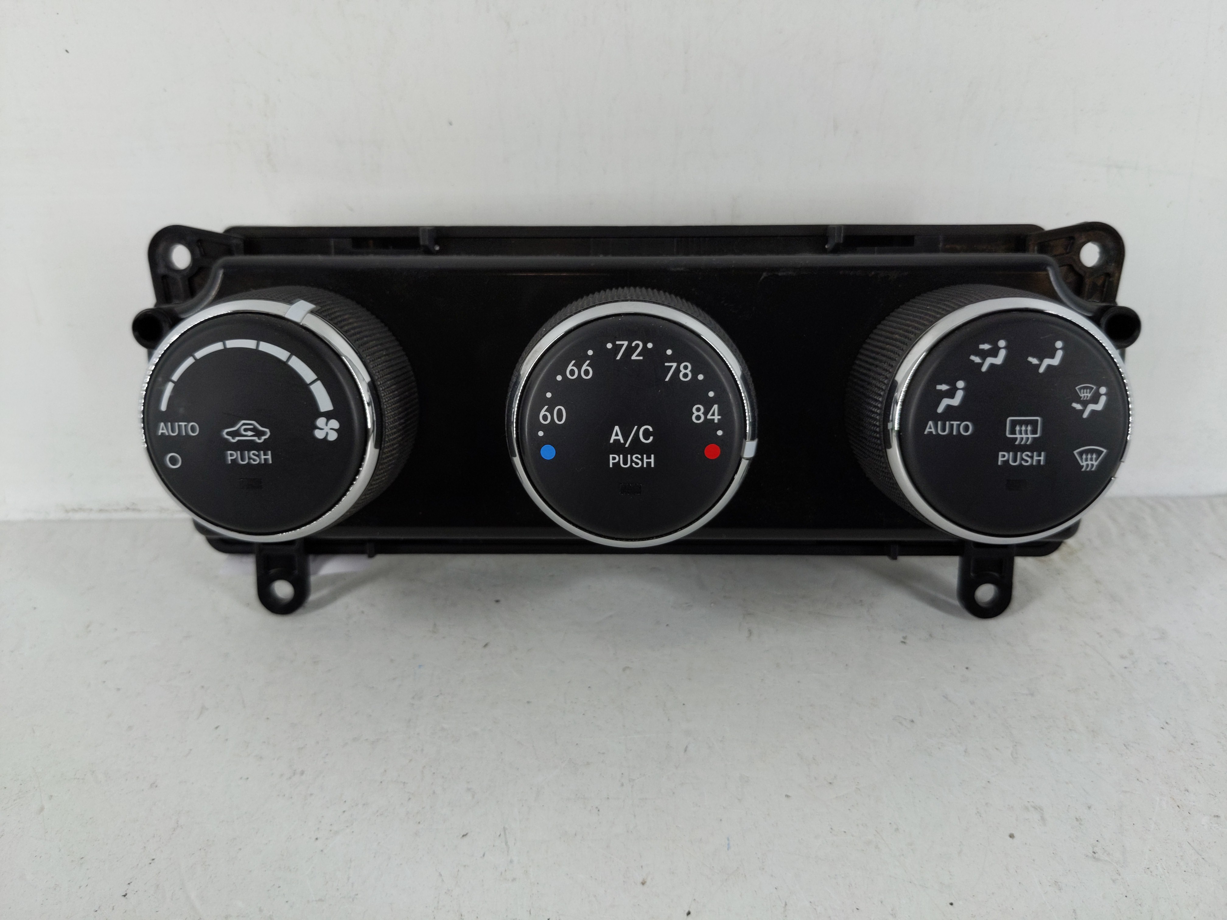 Jeep Compass Ac Heater Climate Control P55111133ae 1125020 - Oemusedautoparts1.com