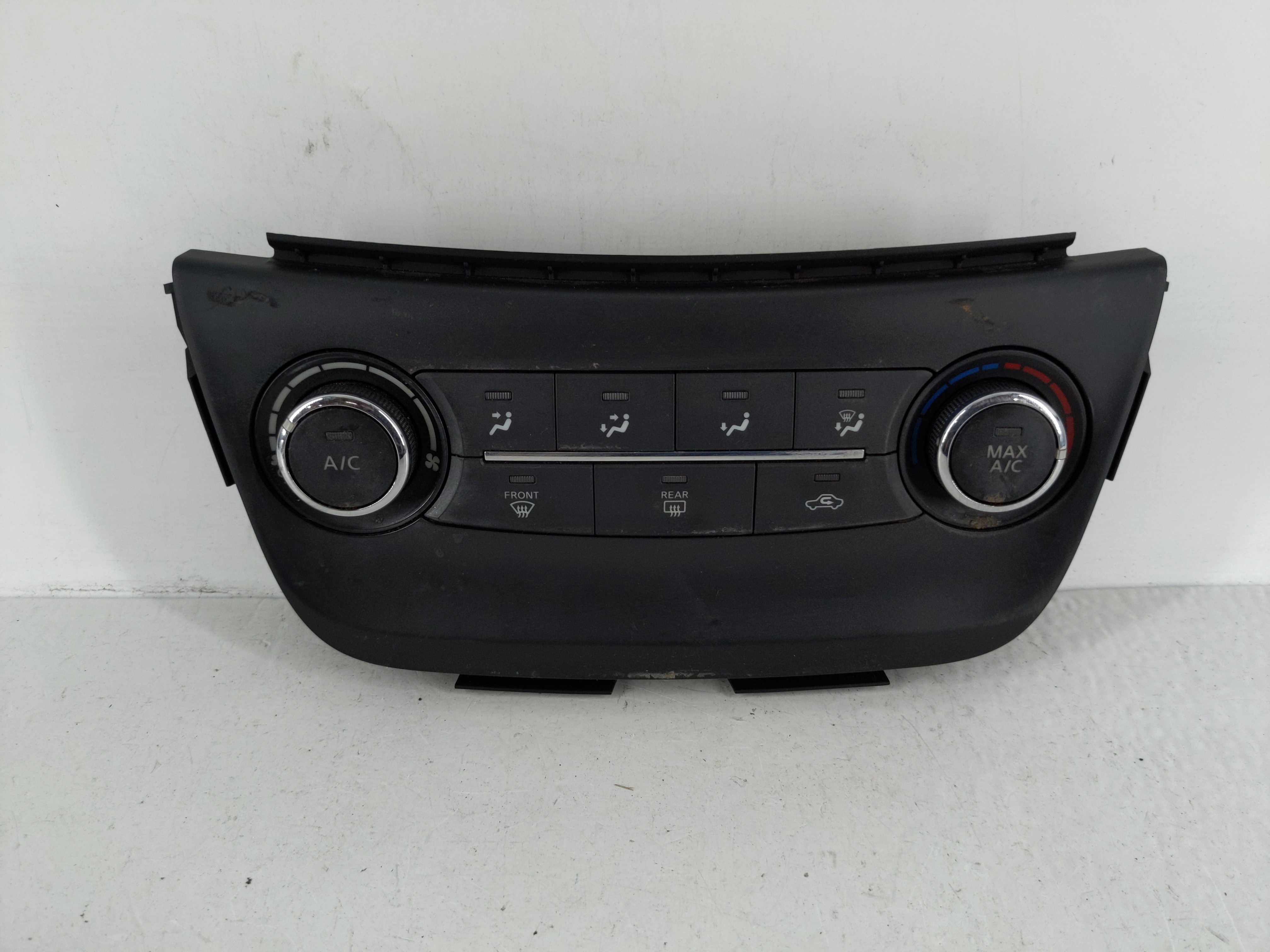 Picture of 2015-2015 Chrysler 200 Ac Heater Climate Control 275004at2a 1125100