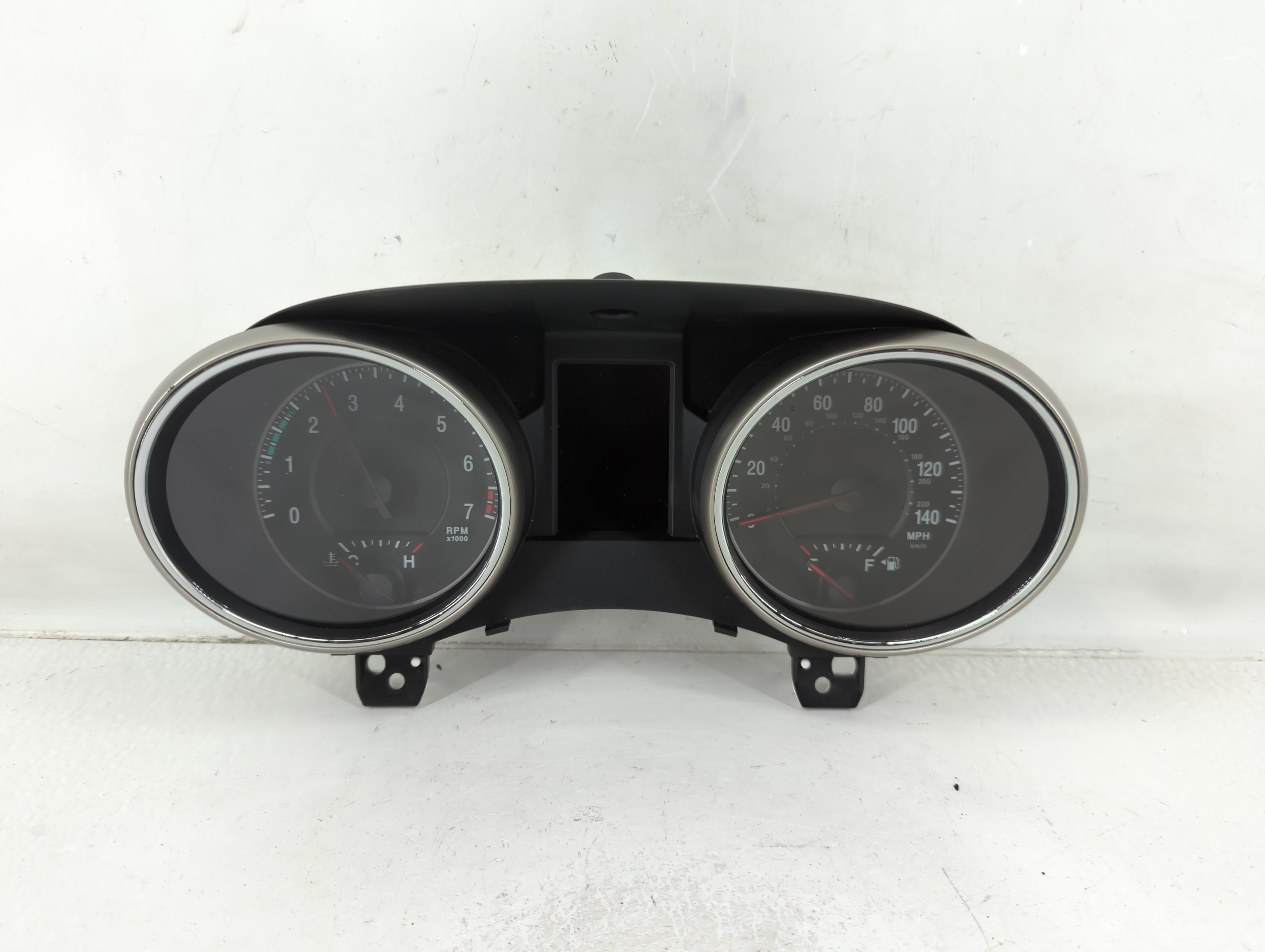 Picture of 2011-2011 Jeep Grand Cherokee Speedometer Instrument Cluster Gauges 1125137
